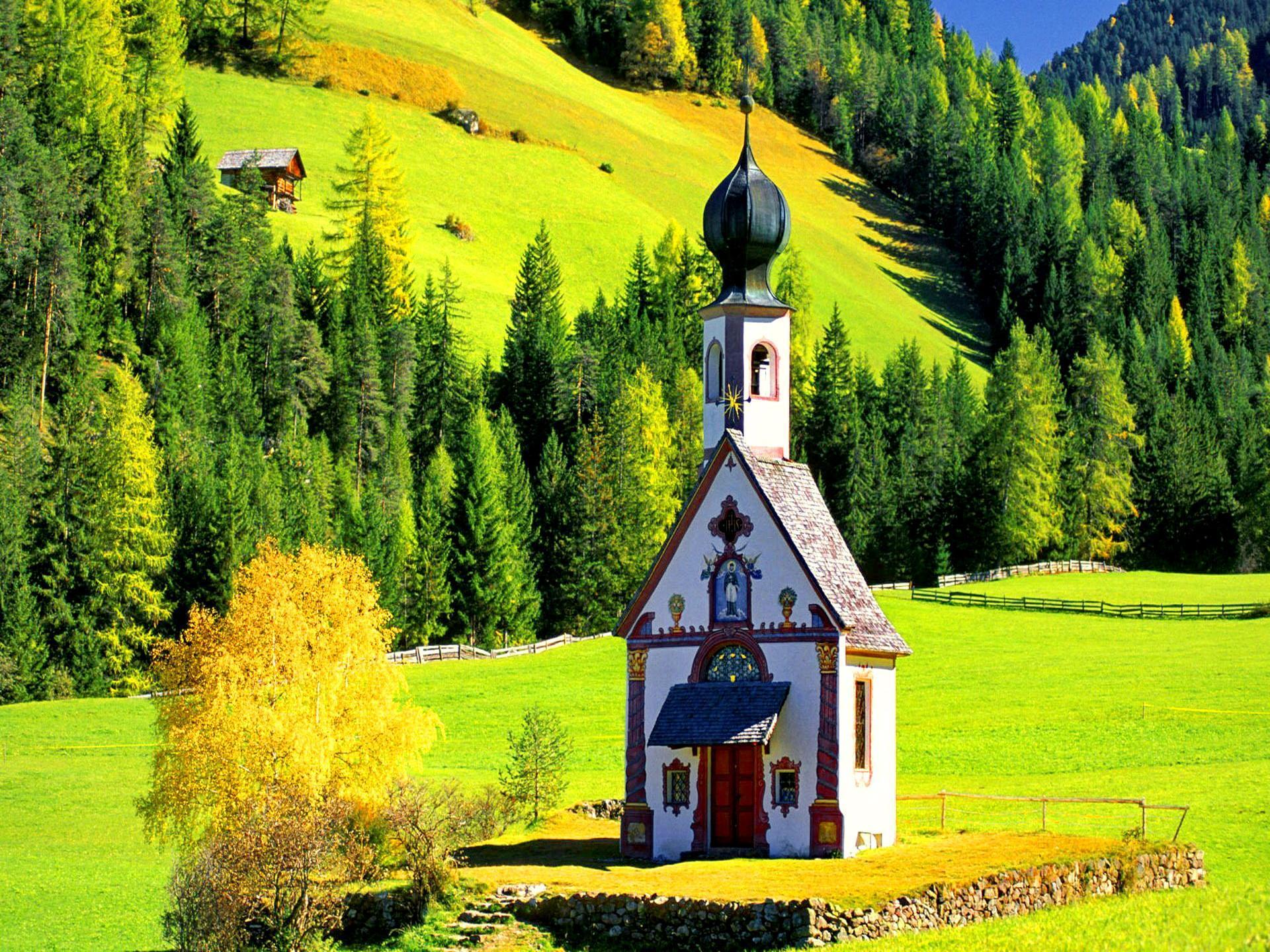 A Church In Italy Valley Wallpaper