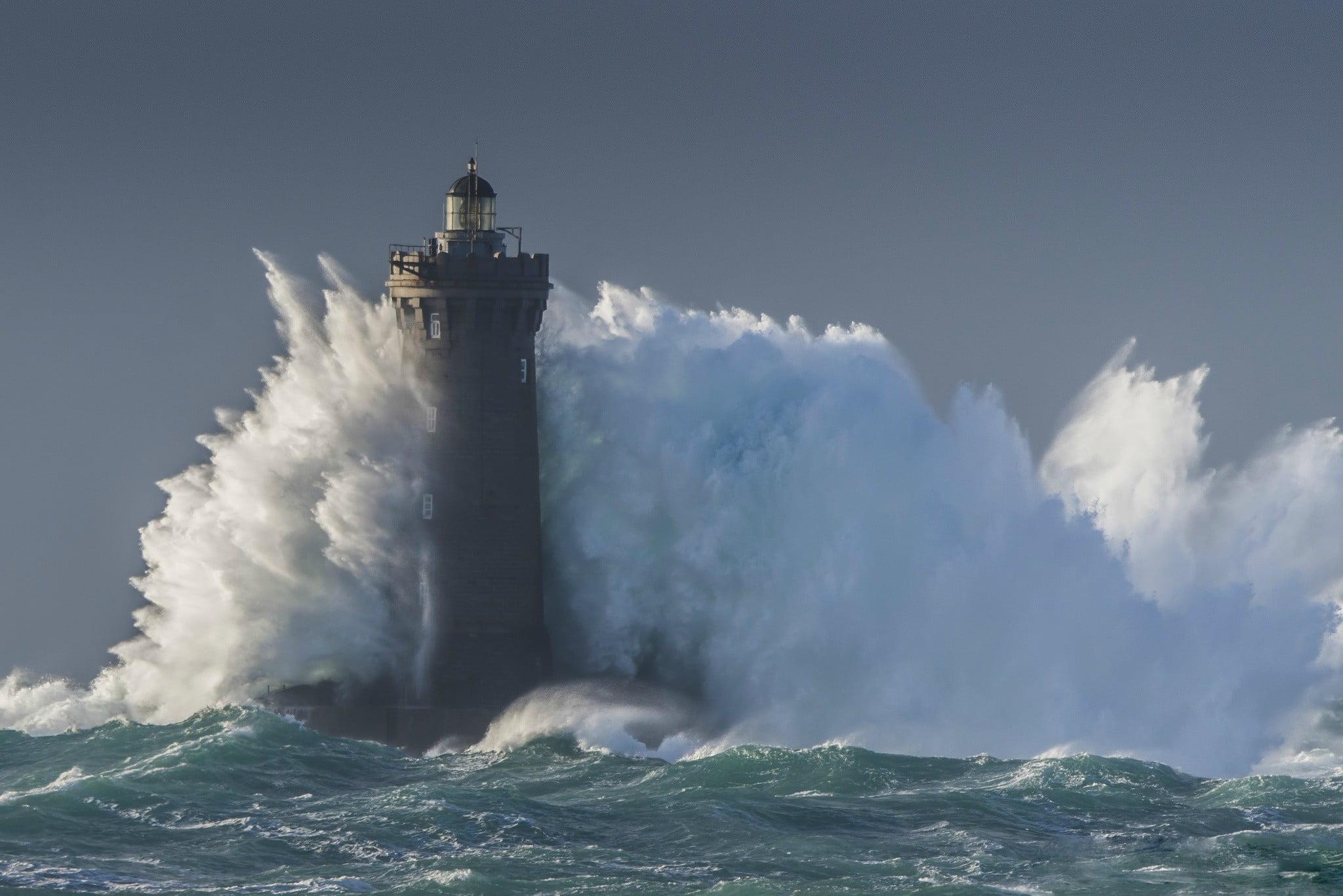 Black lighthouse, lighthouse, waves, water HD wallpaper