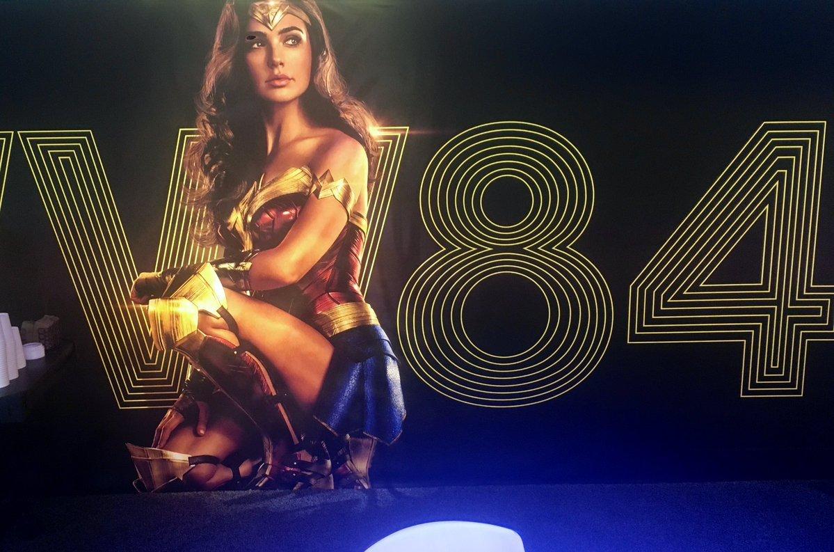 Wonder Woman 1984 Woman Photo