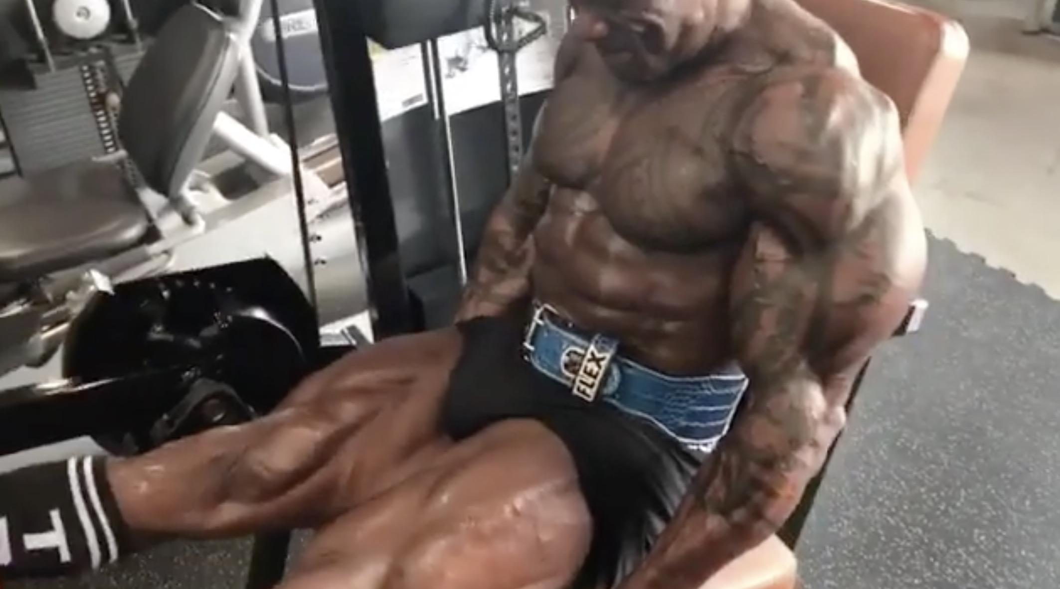 WATCH: Flex Wheeler looking fantastic before 2017 Olympia Weekend