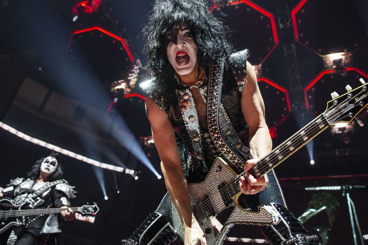 KISS keeps on shoutin' in farewell tour boasting the best of a