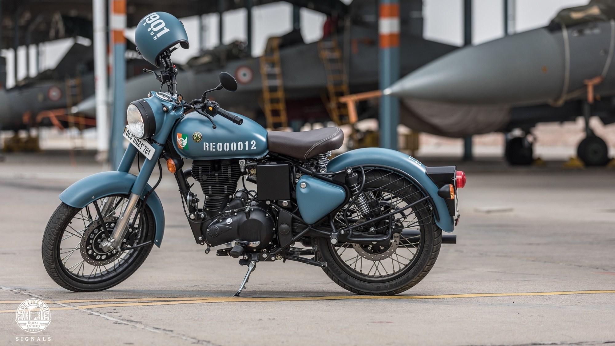 Royal Enfield Classic Signals 350 with ABS launched. IAMABIKER
