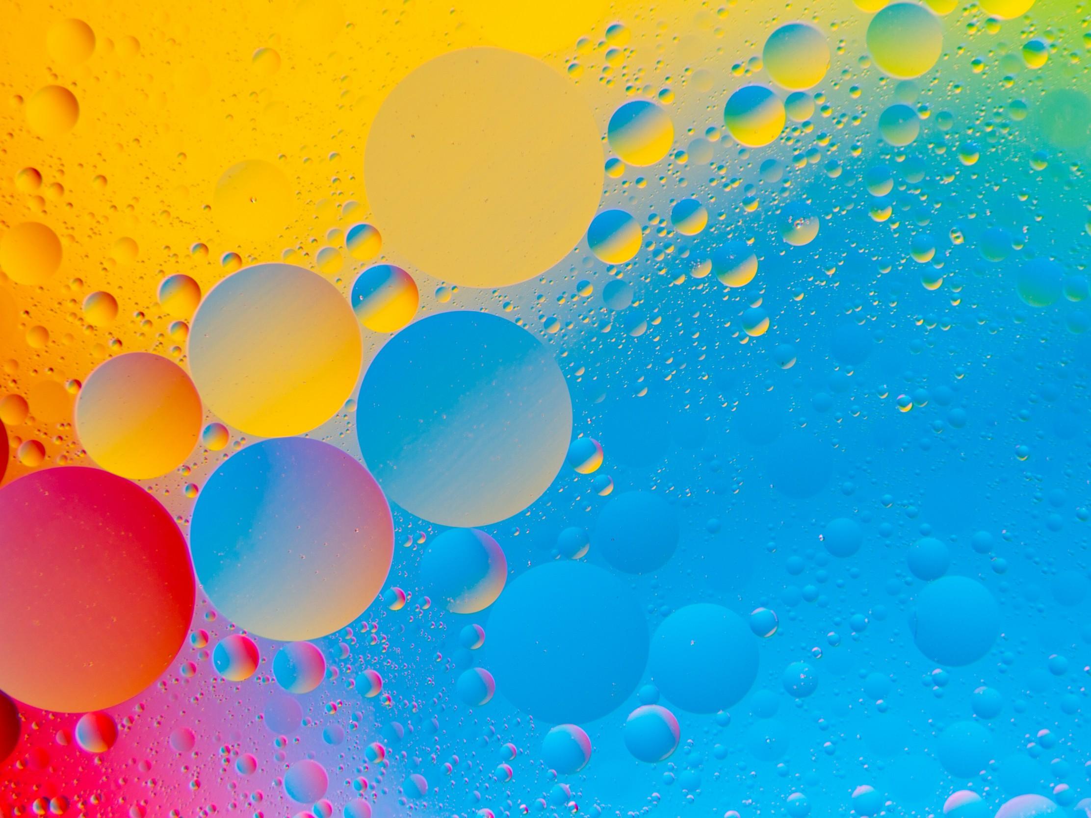 Colorful Bubbles 4K iPad Pro