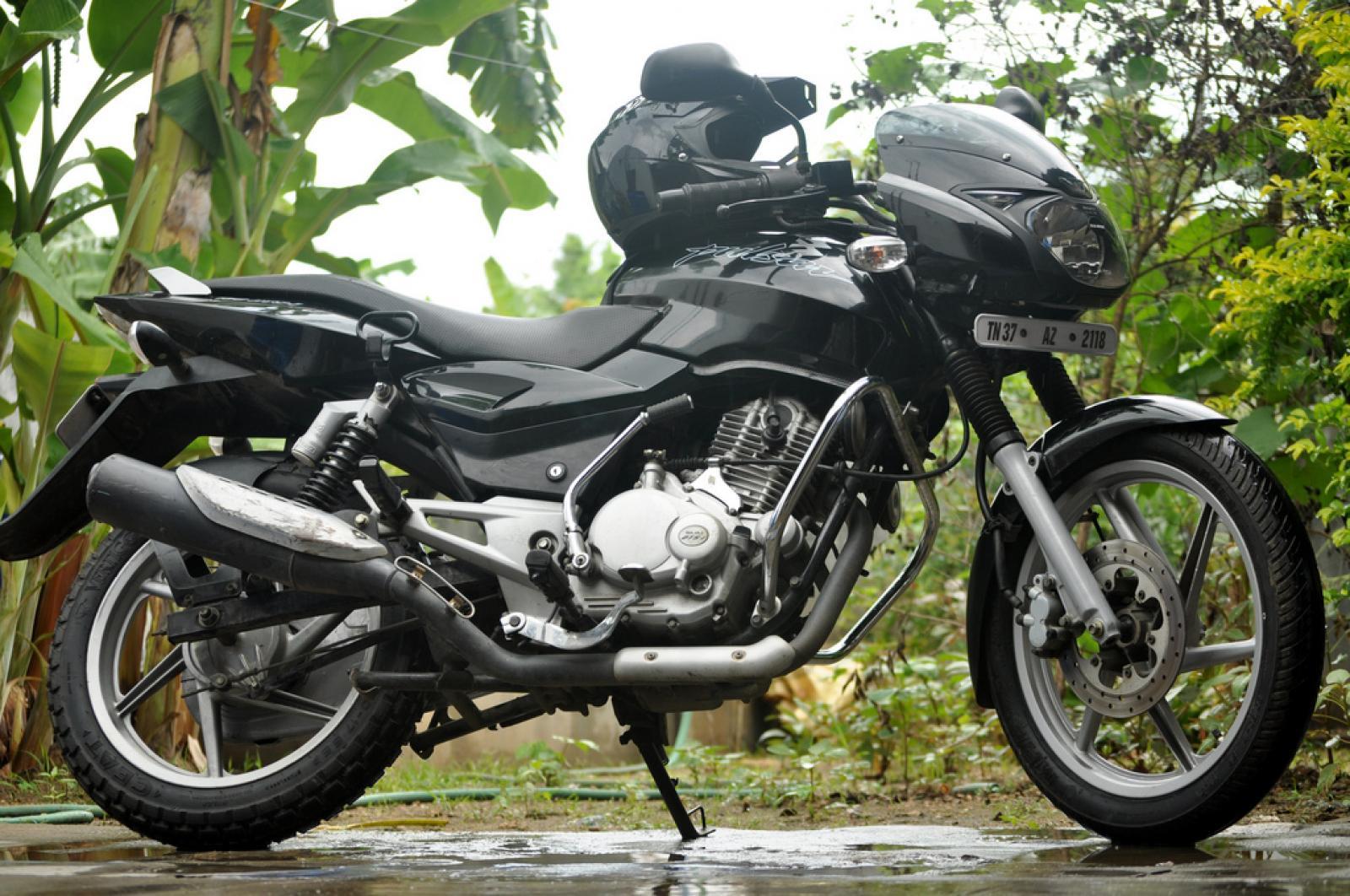 pulsar 150 as black colour clipart