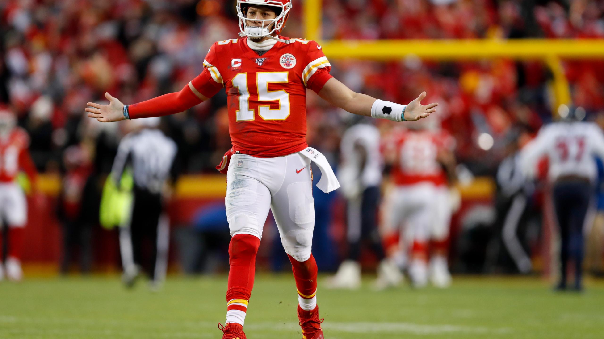 patrick mahomes winter wallpaper｜TikTok Search