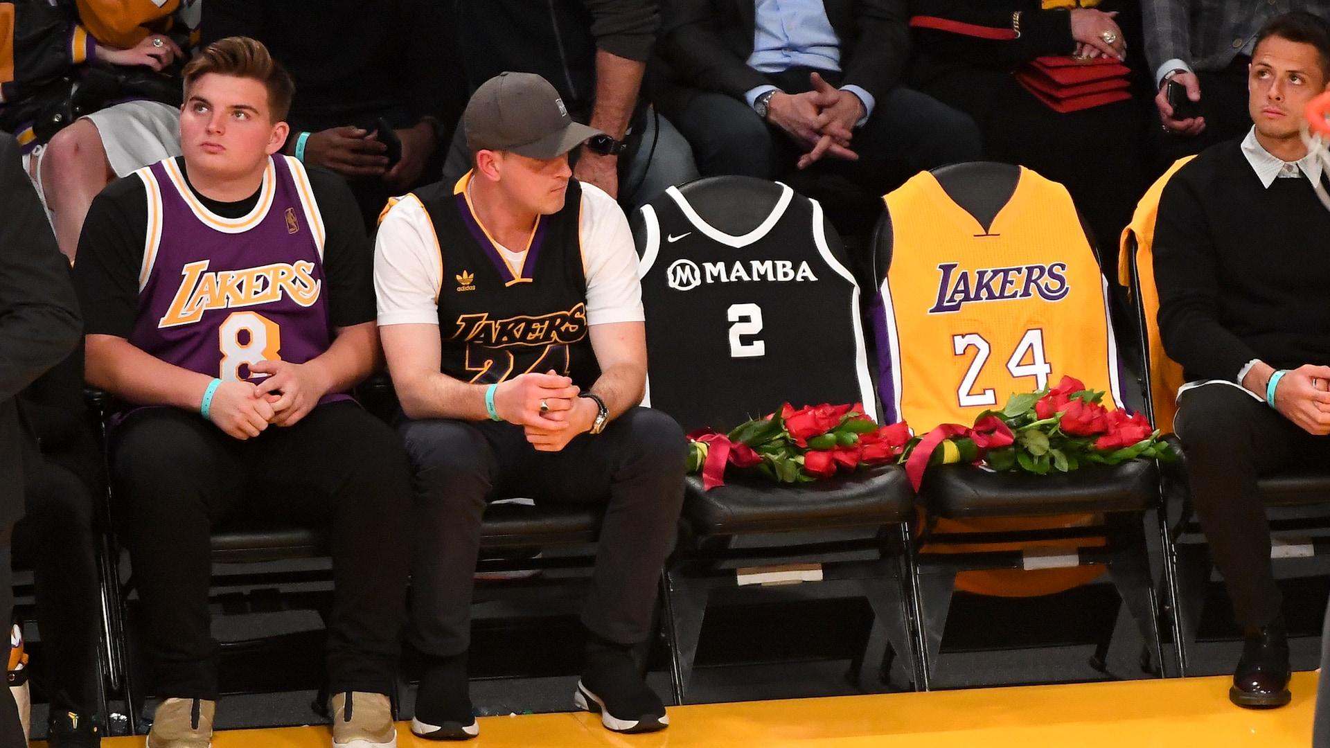 Lakers hold emotional tribute for Kobe Bryant