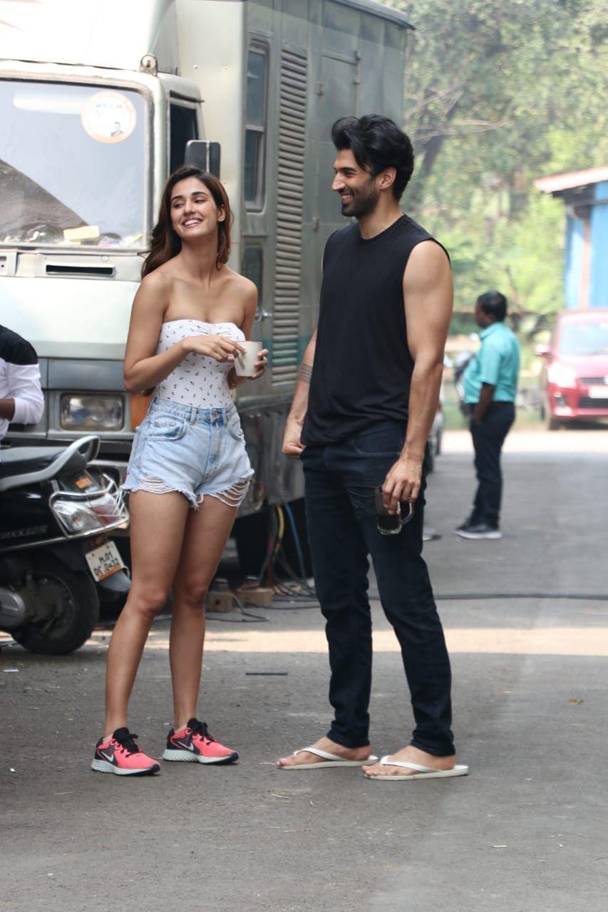Malang' BTS pics: What's cooking between Disha Patani and Aditya