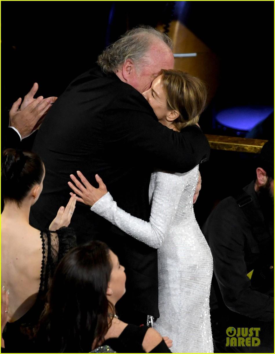 Renee Zellweger Dedicates Best Actress Oscar Win To Judy Garland