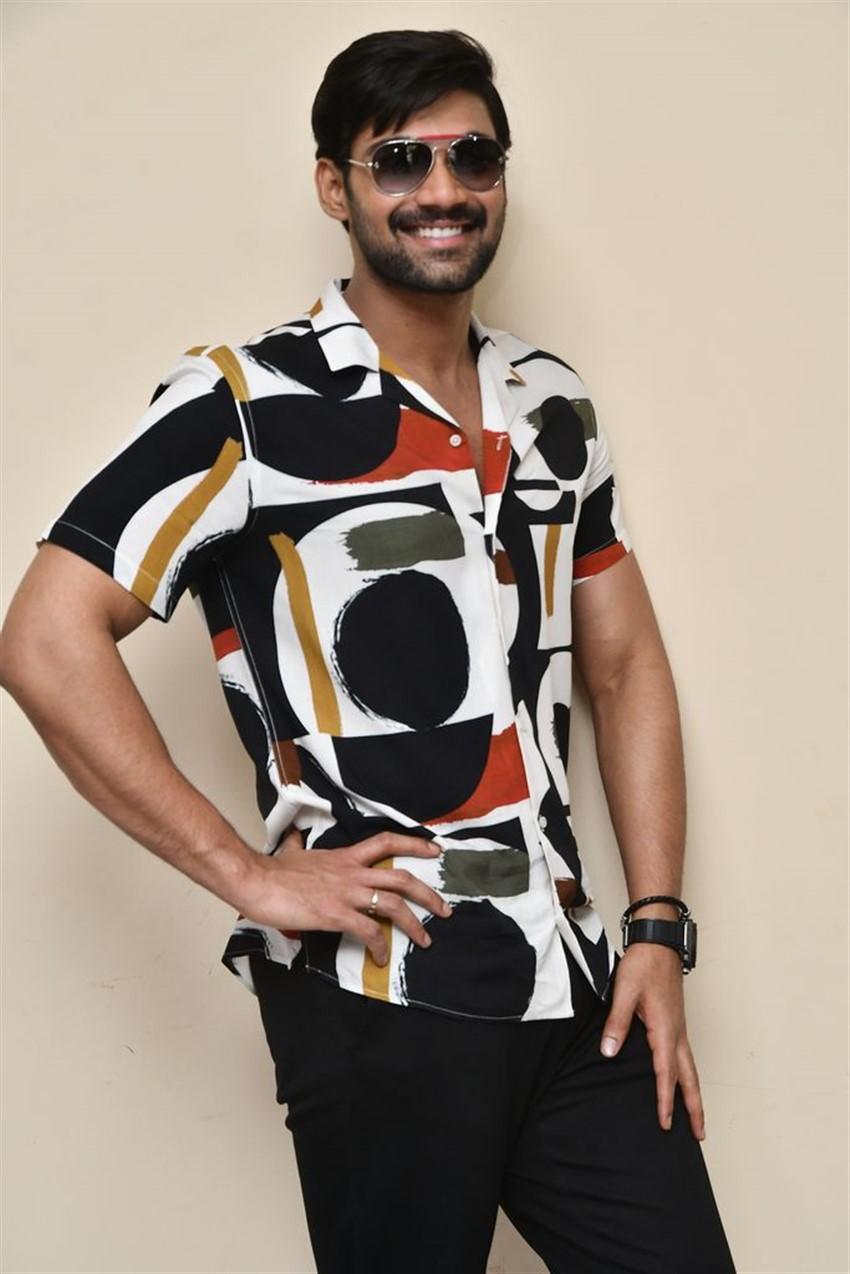 Bellamkonda Sai Sreenivas Photo [HD]: Latest Image, Picture
