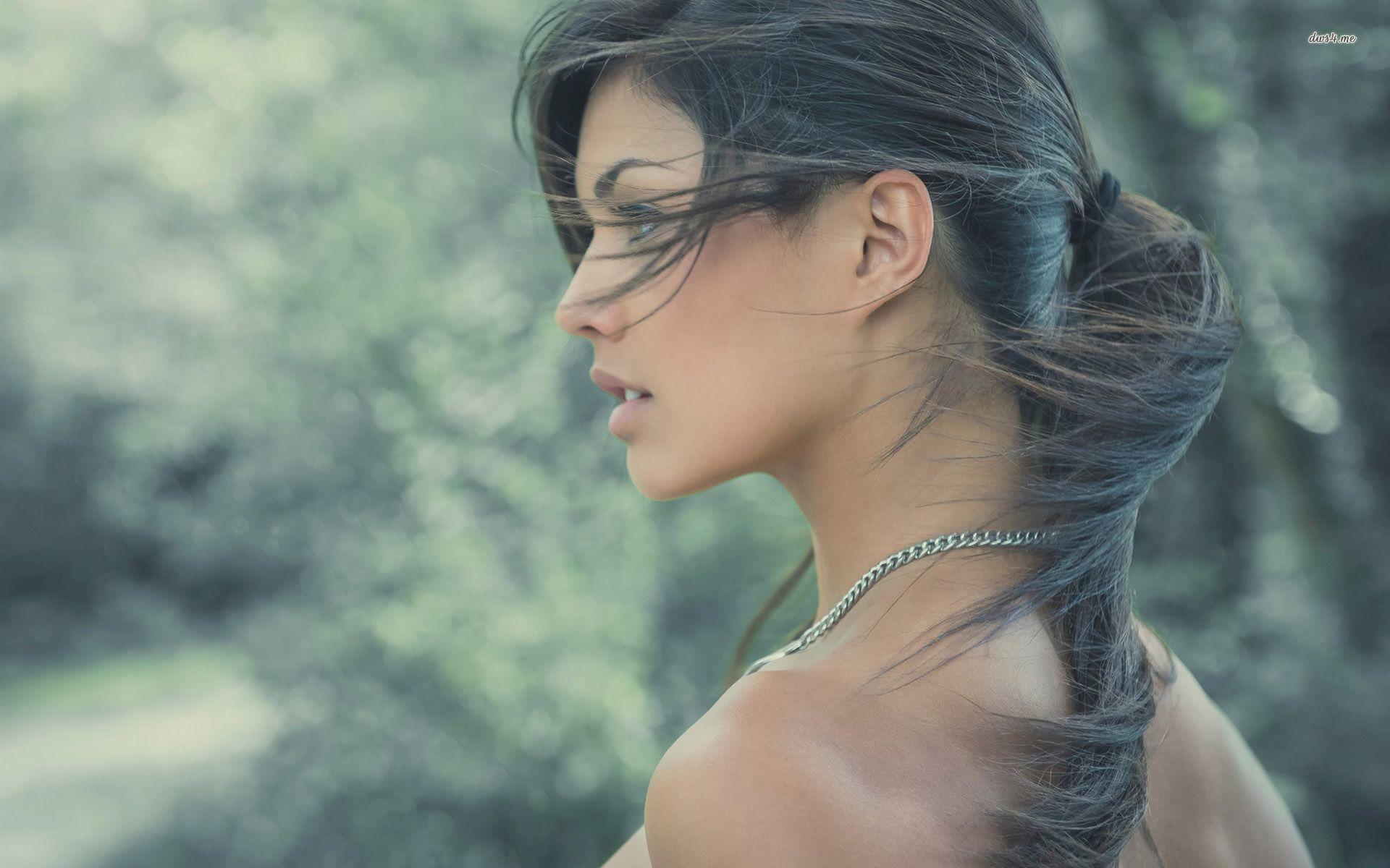 Superb woman with a ponytail wallpaper wallpaper