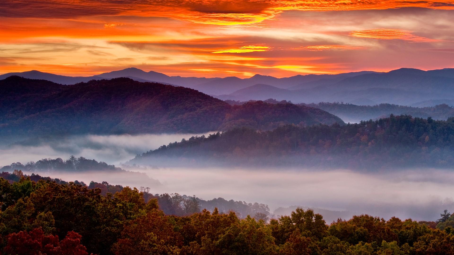 Sunrise over the Smoky Mountains in autumn from the Foothills