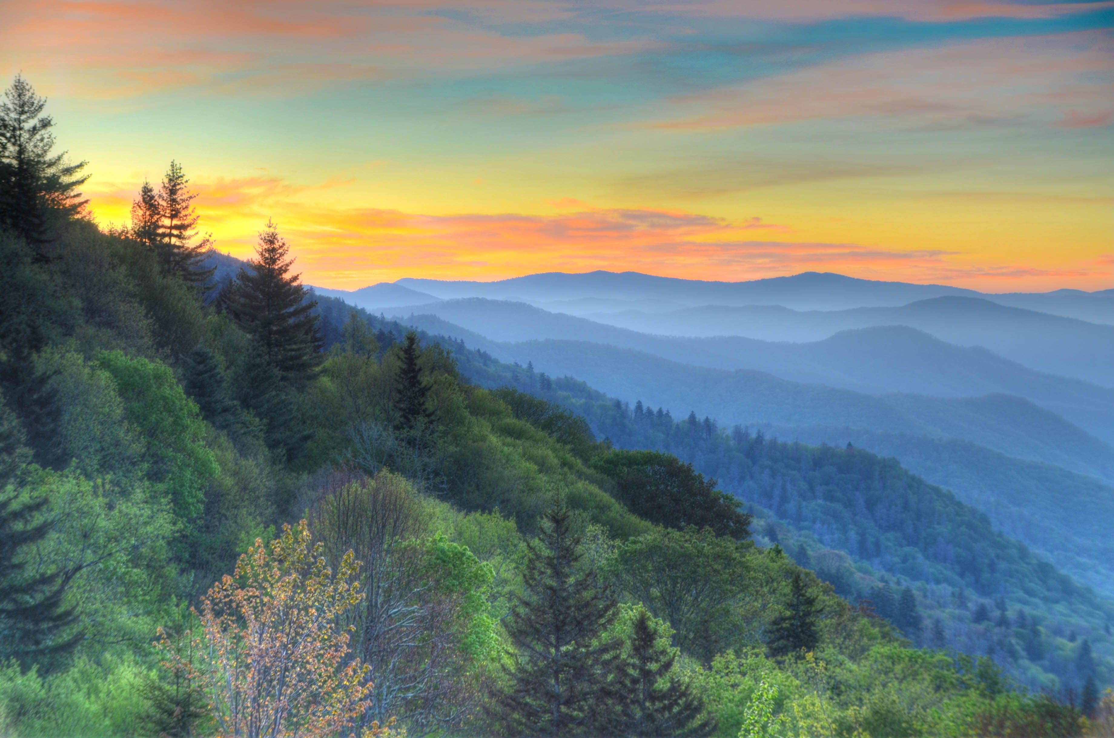 Sunrise at Oconaluftee Overlook in the Great Smoky Mountains