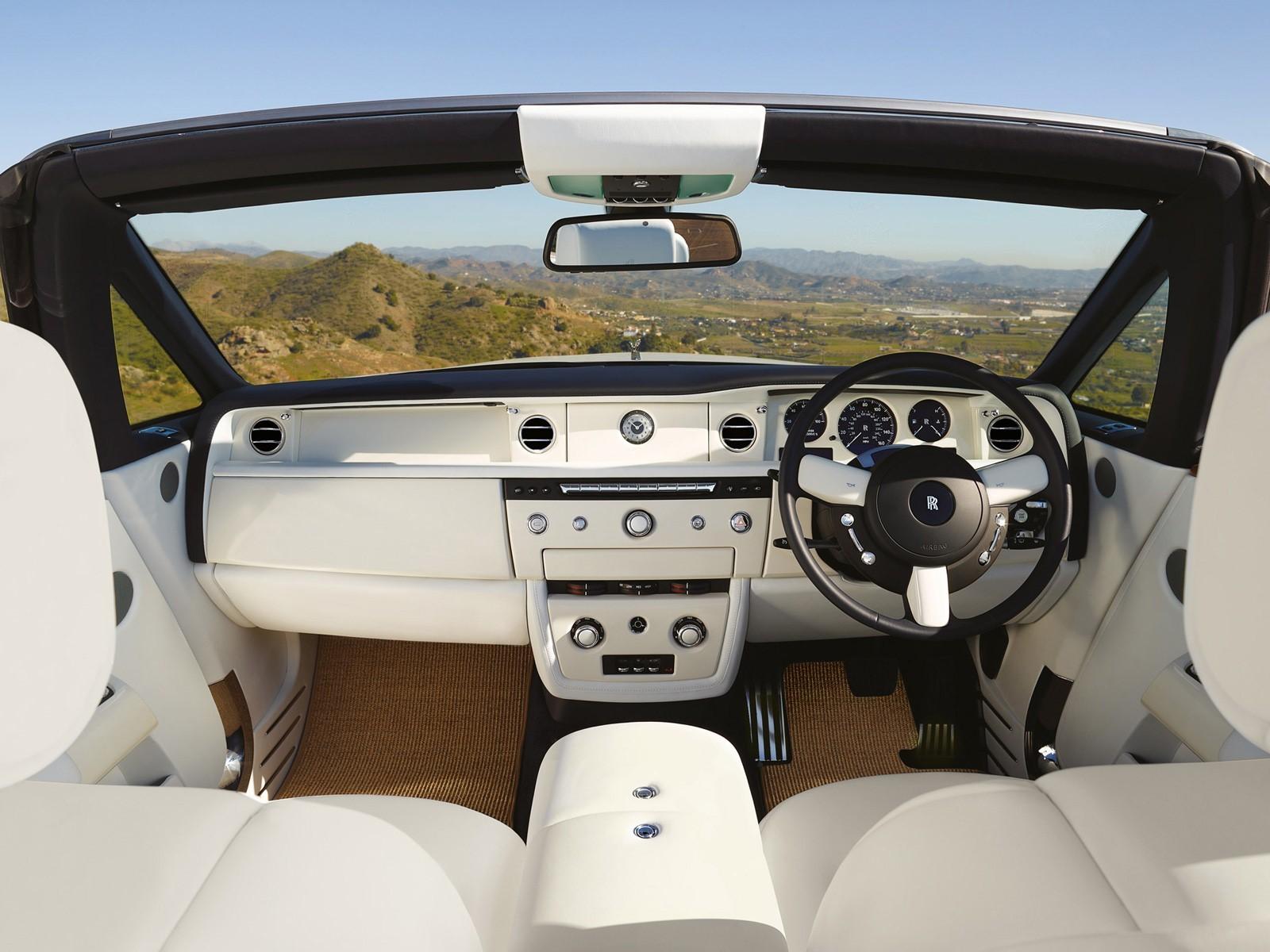 Rolls Royce Phantom Drophead Coupe Series 2 Interior