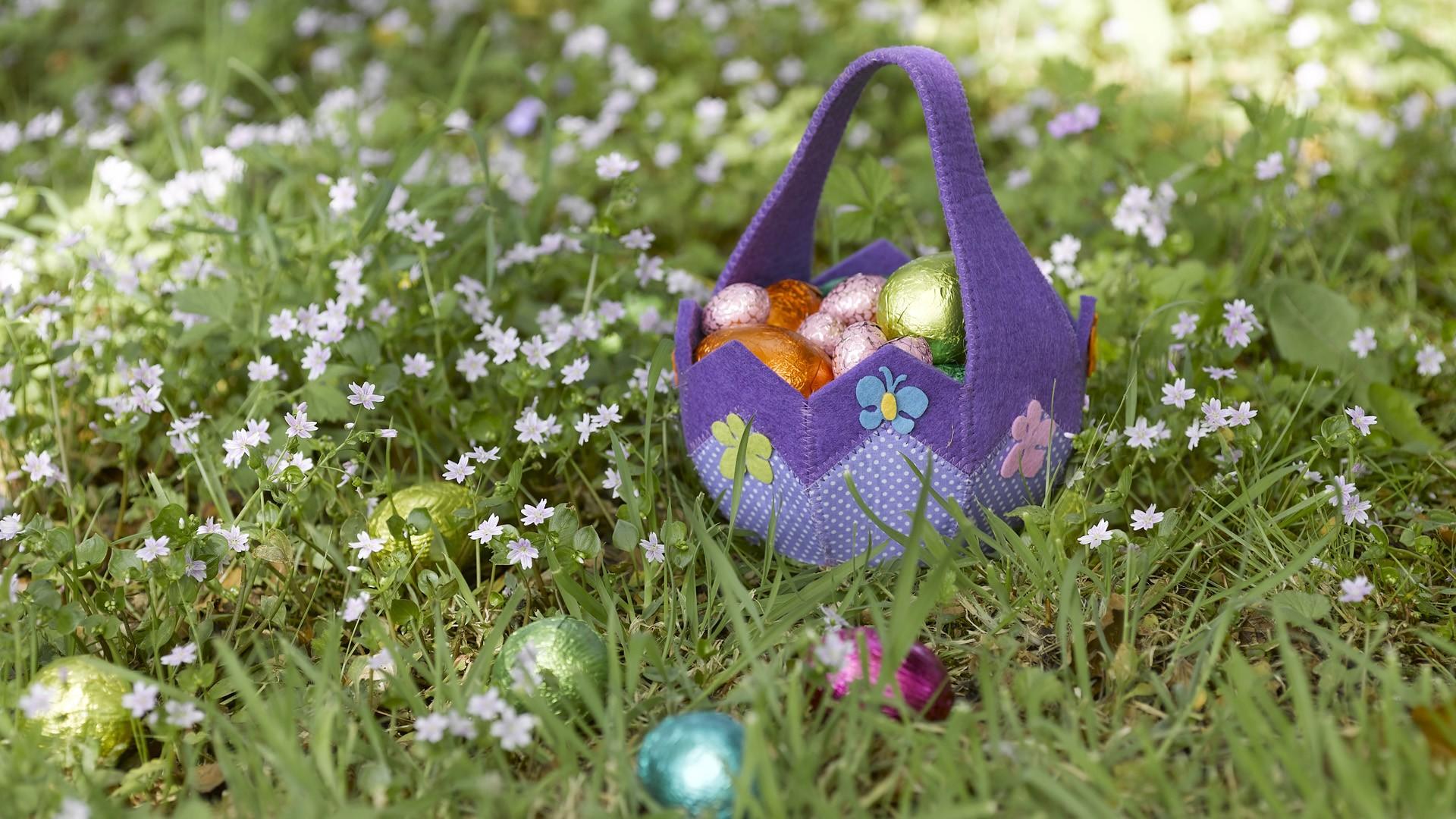 Easter Basket Wallpaper