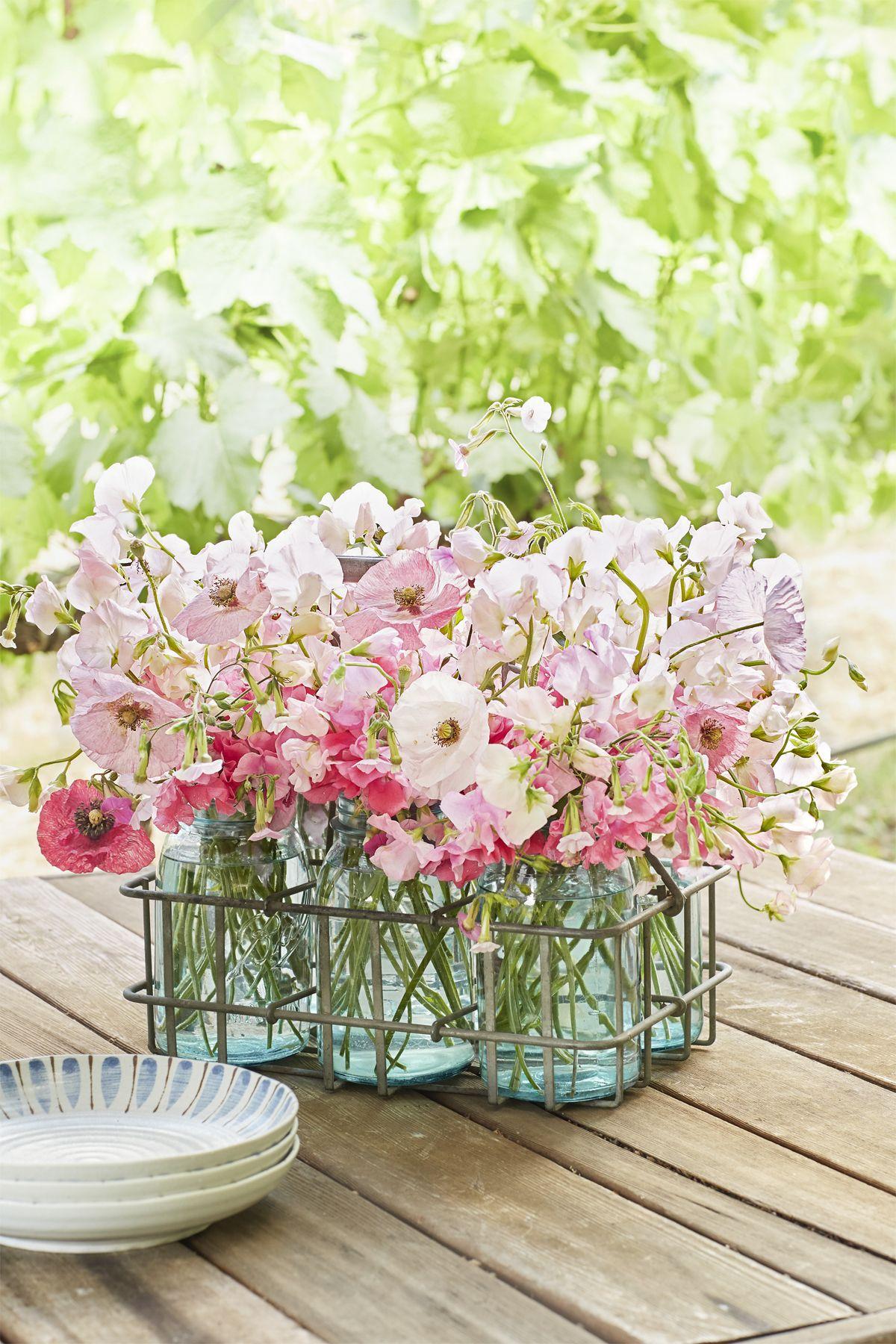 Spring Centerpieces and Table Decorations for Spring