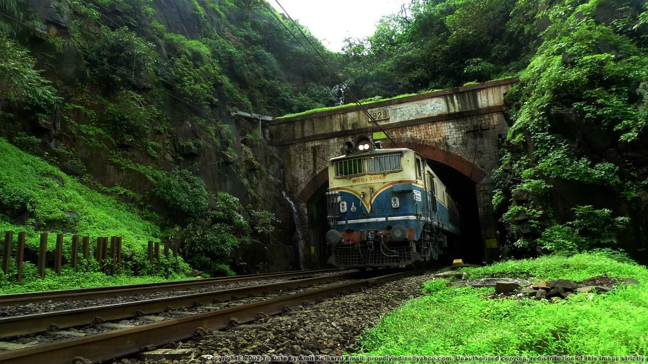 Travel Picture: India, Khandala and Pawna Dam, Indian Railway