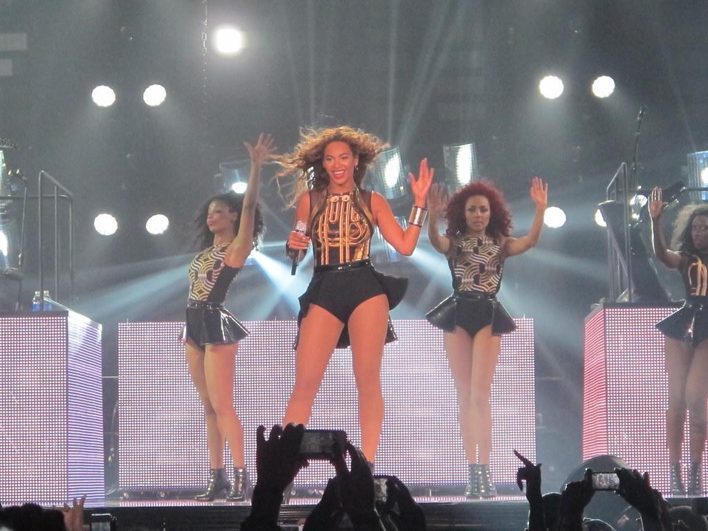 Beyoncé Knowlesé Giselle Knowles Carter. Beyoncé @