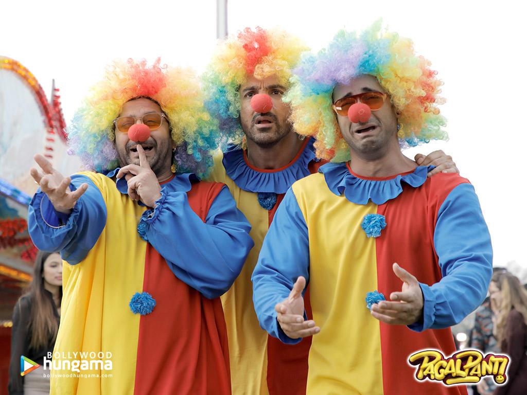 Pagalpanti 2019 Wallpaper. Pagalpanti 35