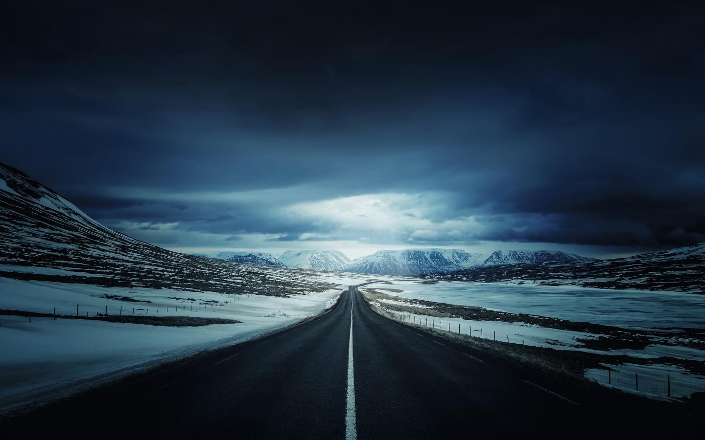 Winter Mountain Road Wallpaper