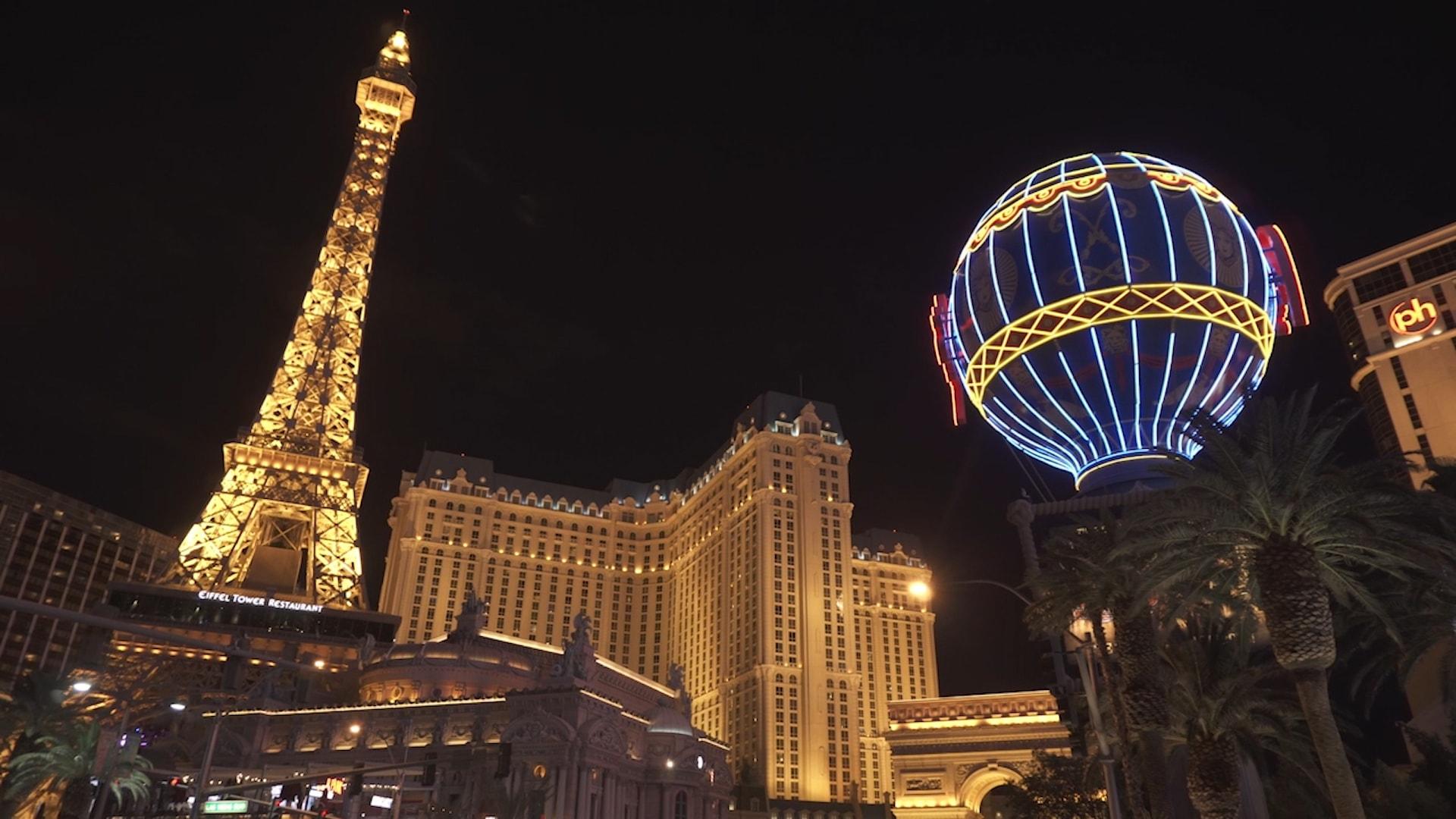 The Story Behind Las Vegas' Eiffel Tower