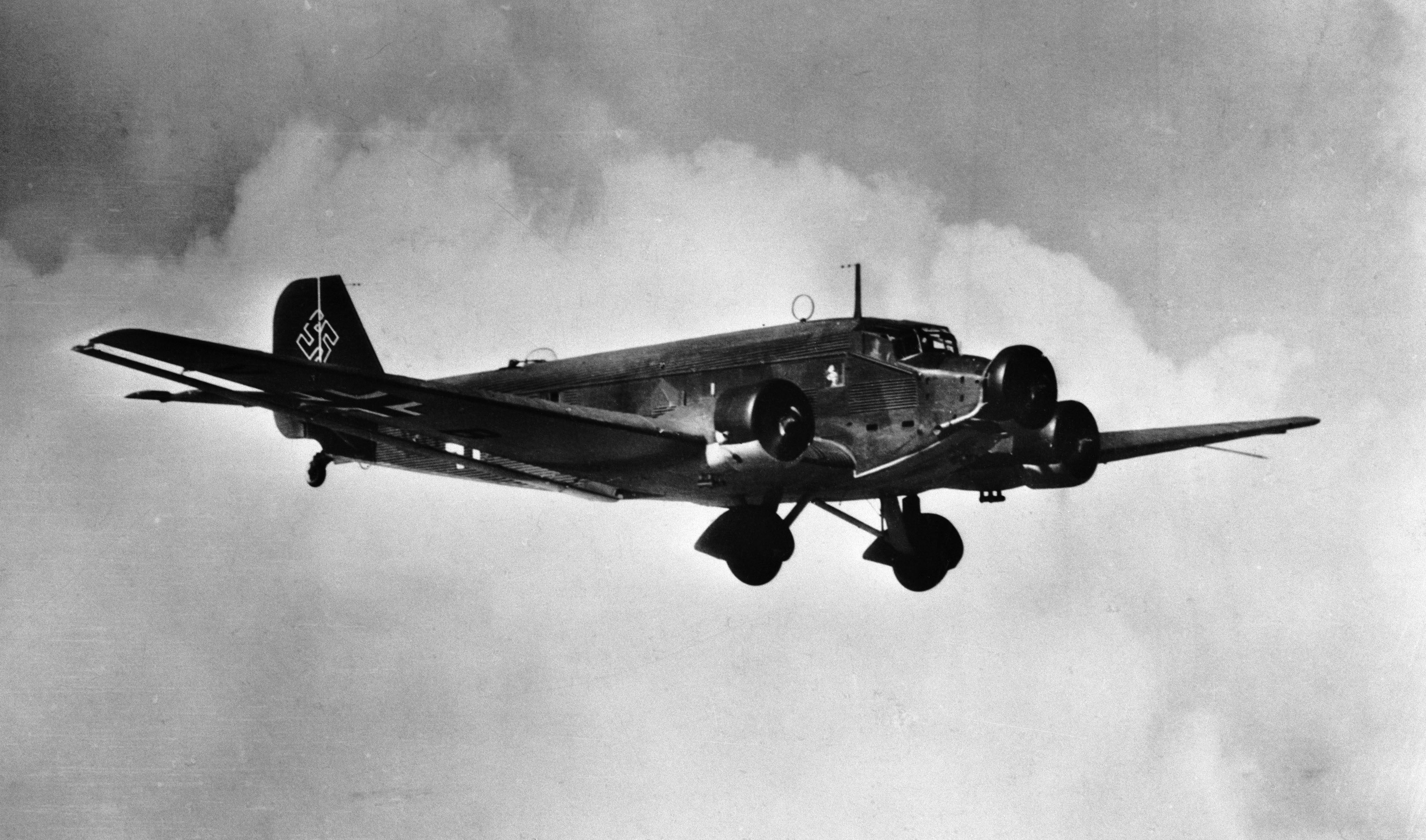 Ju 52 Wallpaper. Ju 52 Wallpaper