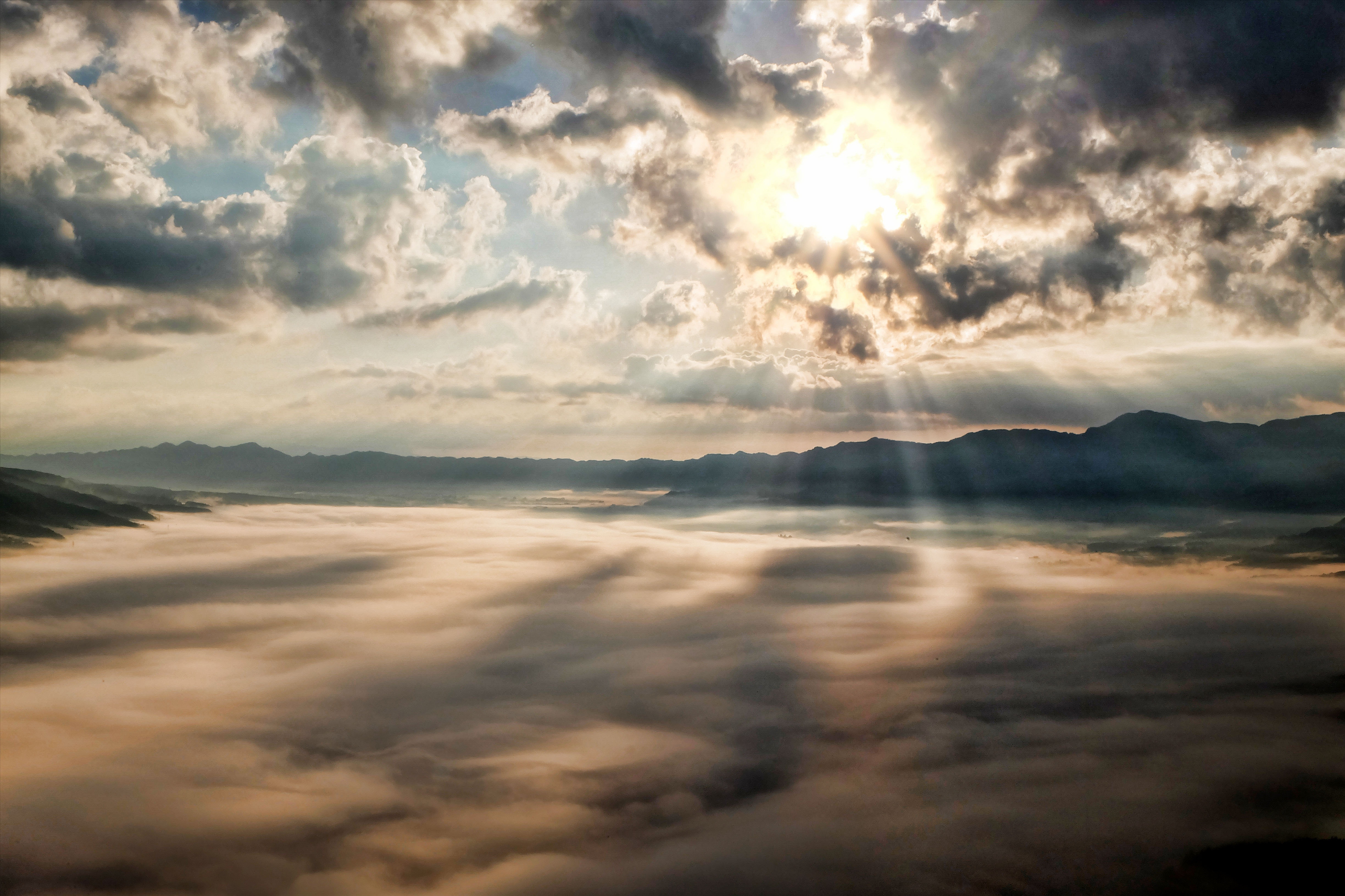 Sun Rays Through Clouds Mountains, HD Nature, 4k Wallpaper