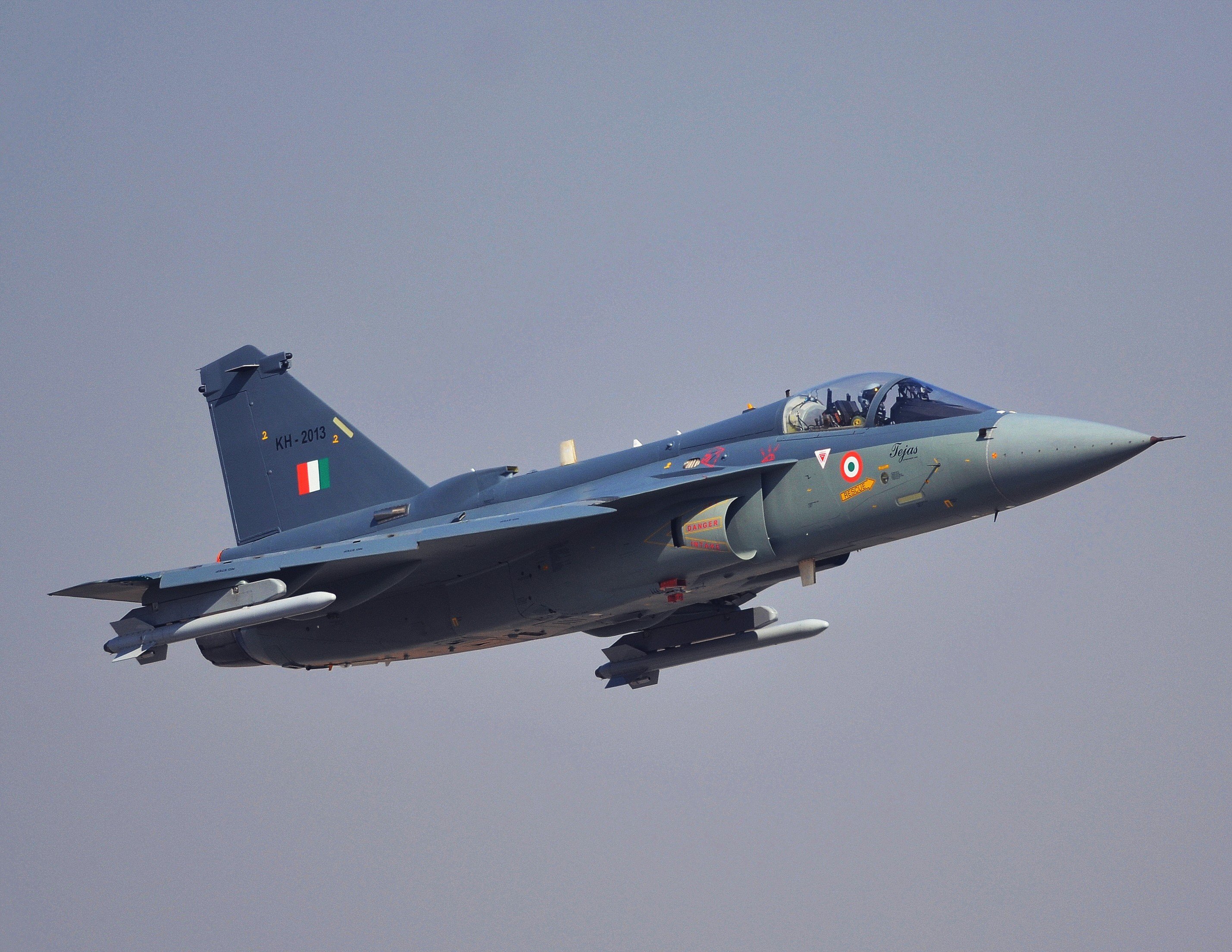 Indian Air Force, LCA Tejas HD Wallpaper / Desktop and Mobile