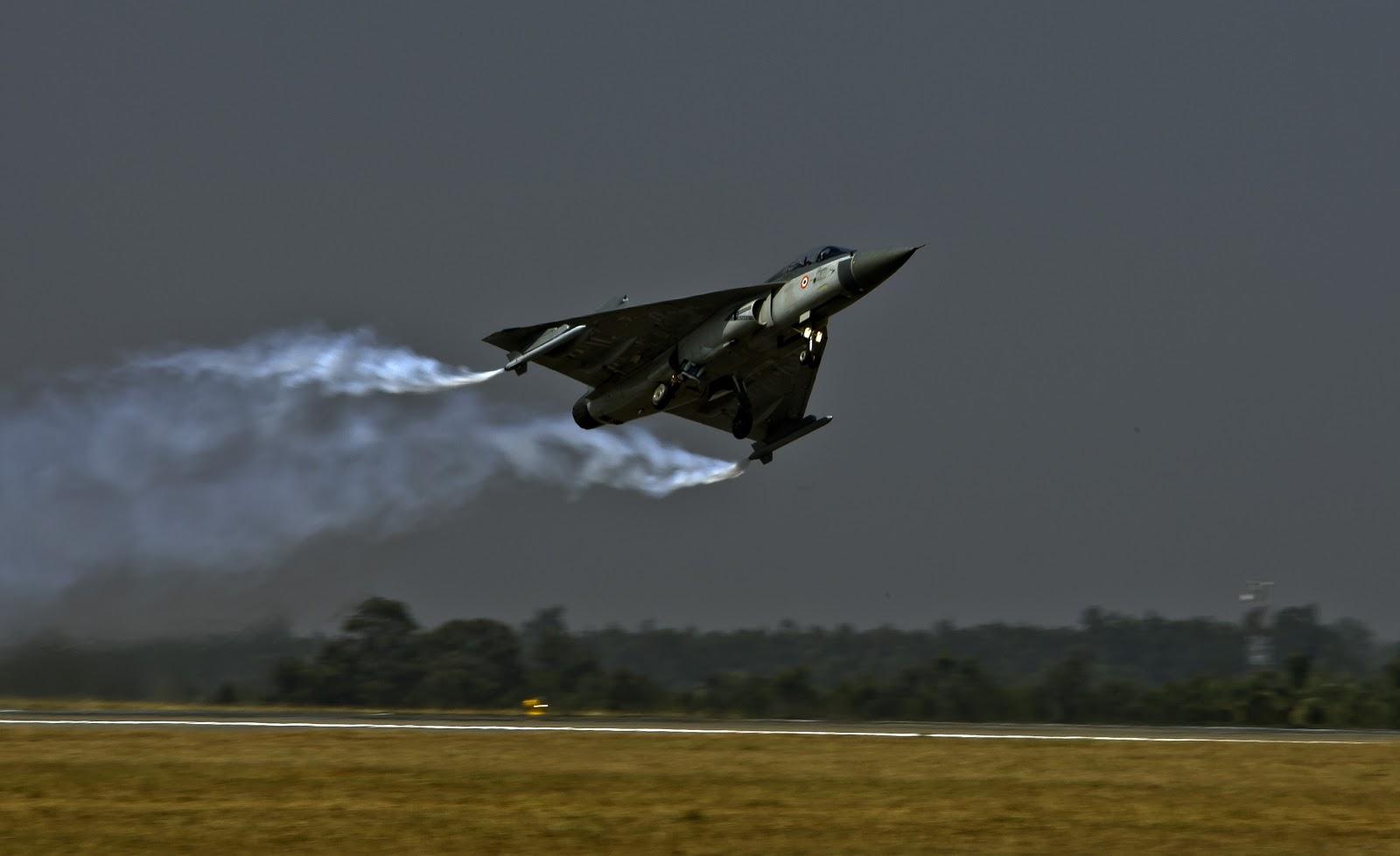 Aero India 2013 Picture
