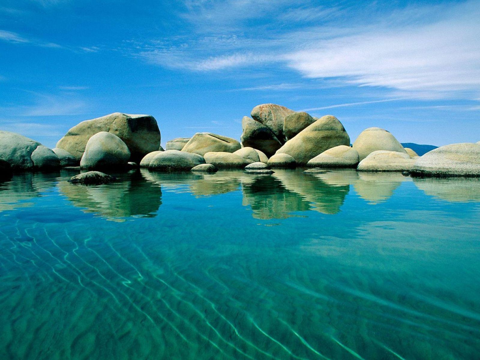 Lake Tahoe Nevada. HD Nature Wallpaper for Mobile and Desktop