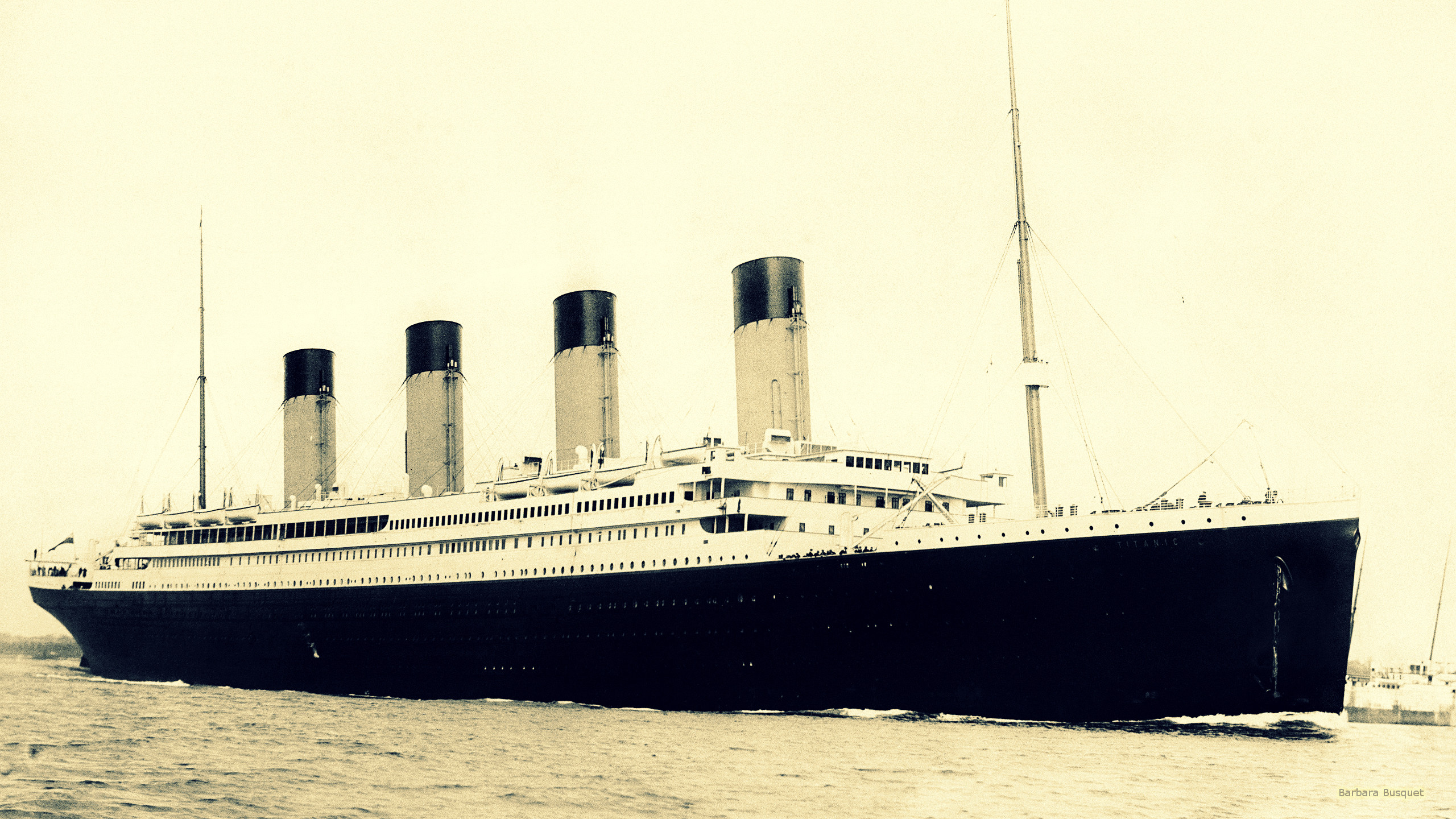 Rms Titanic Wallpaper Black Marks On Hull