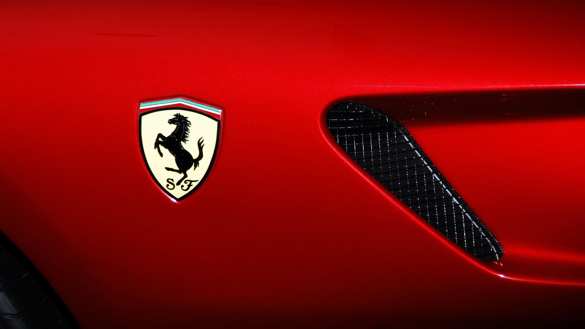 Red Ferrari Wallpaper