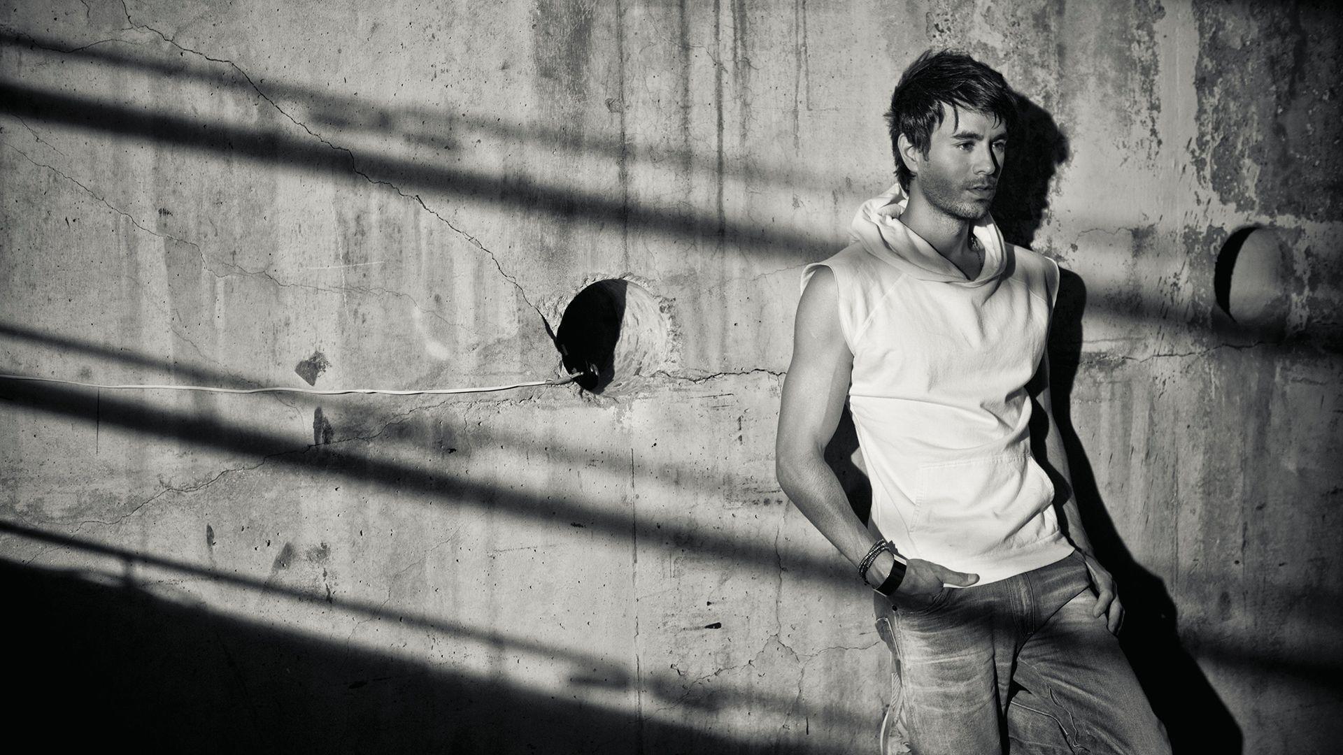 Monochrome Enrique Iglesias HD Wallpaper 52843 1920x1080px