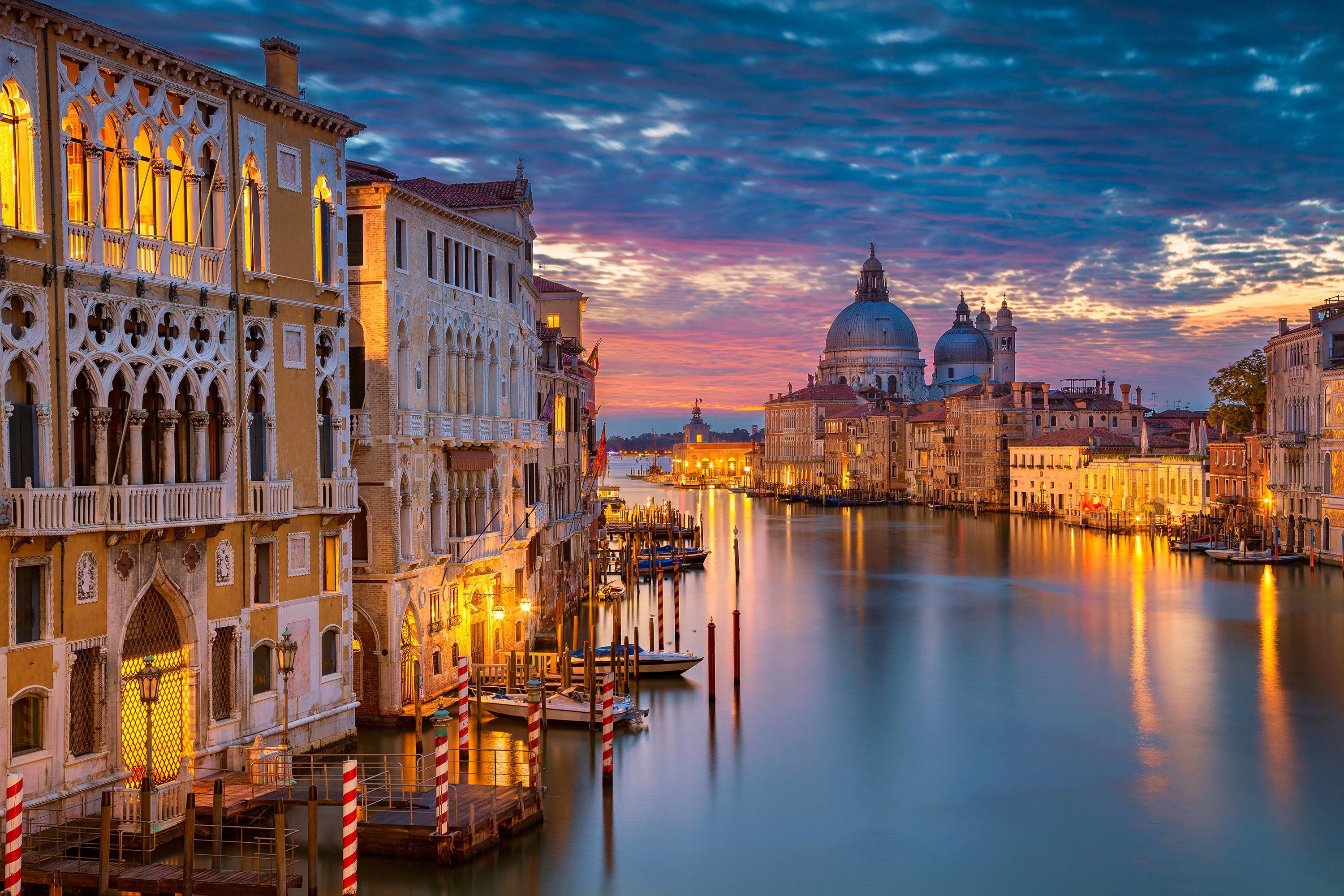 Venice New Year Tours
