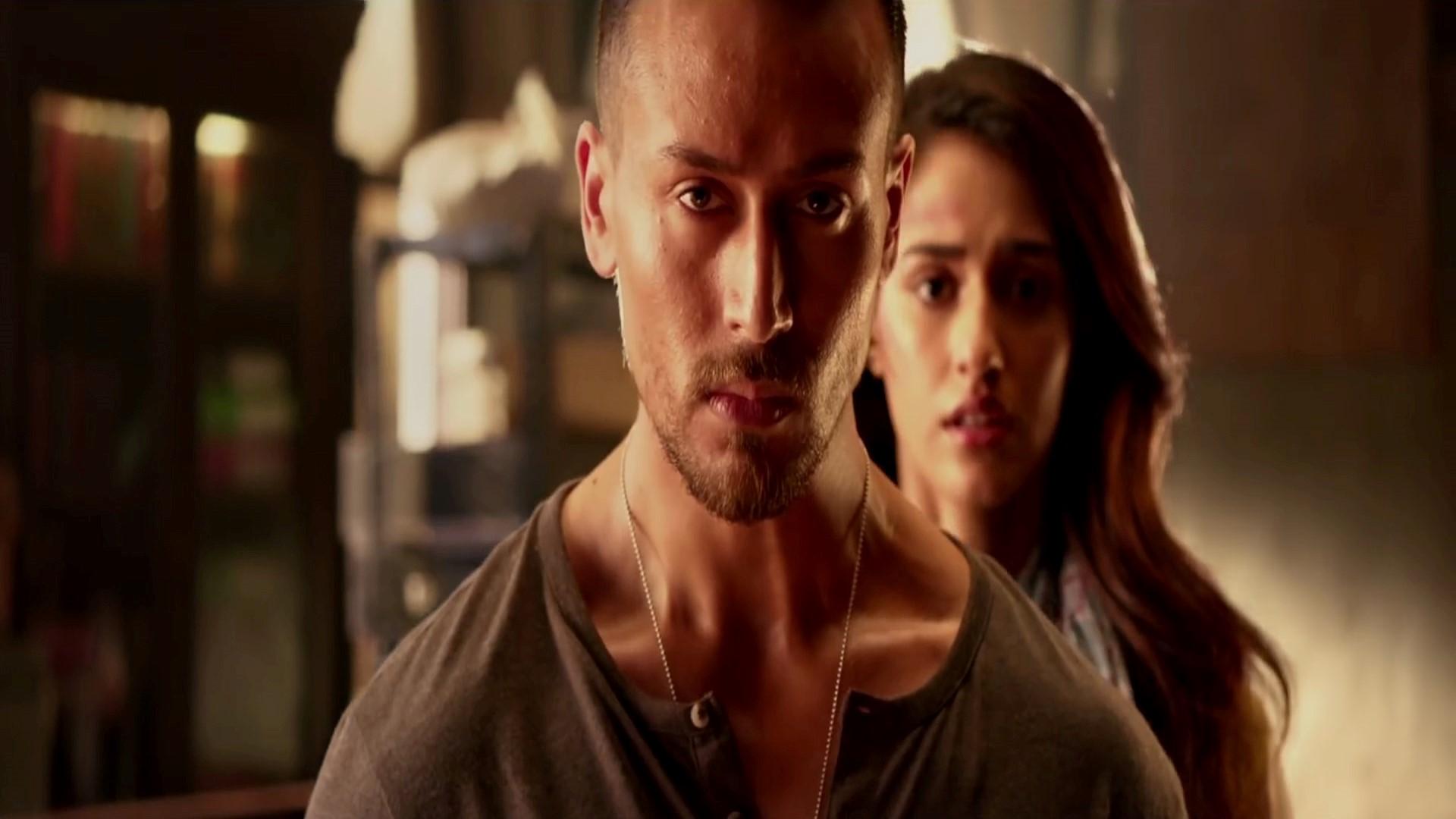 Tiger Shroff in Baaghi 2 Bollywood Film Wallpaper