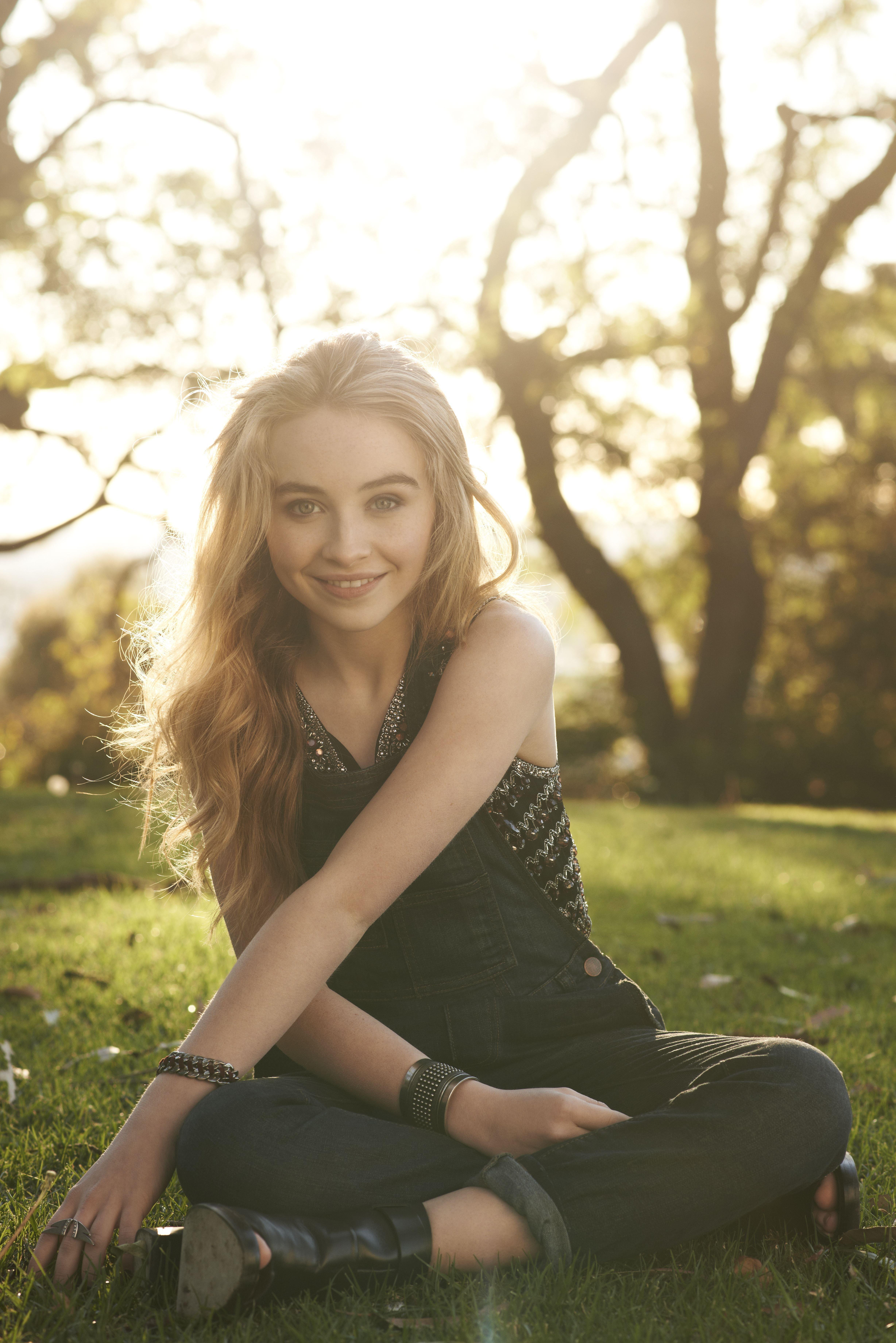 Sabrina Carpenter Wallpaper, 46 HD Sabrina Carpenter