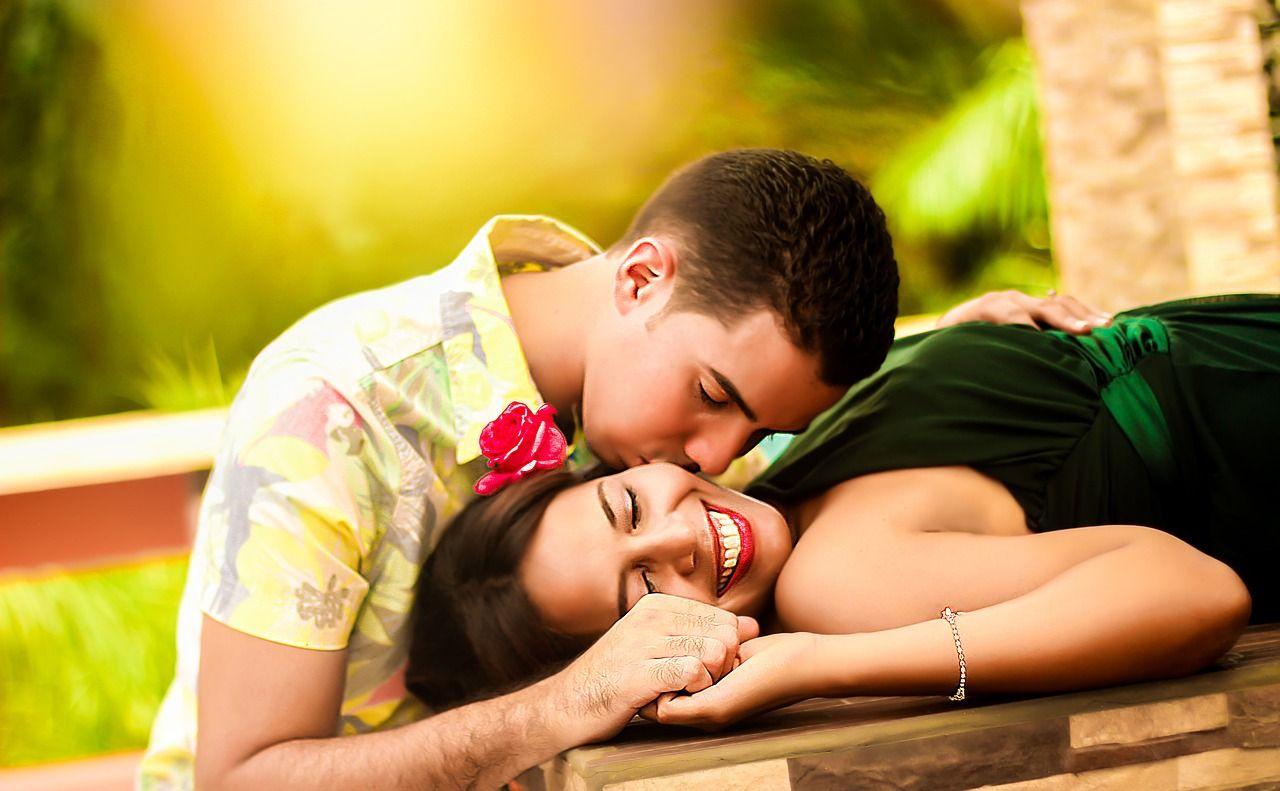 Love Couple Wallpaper Free Love Couple Background