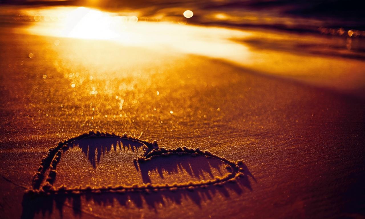 Sunset Beach Sand Heart Love Wallpaper