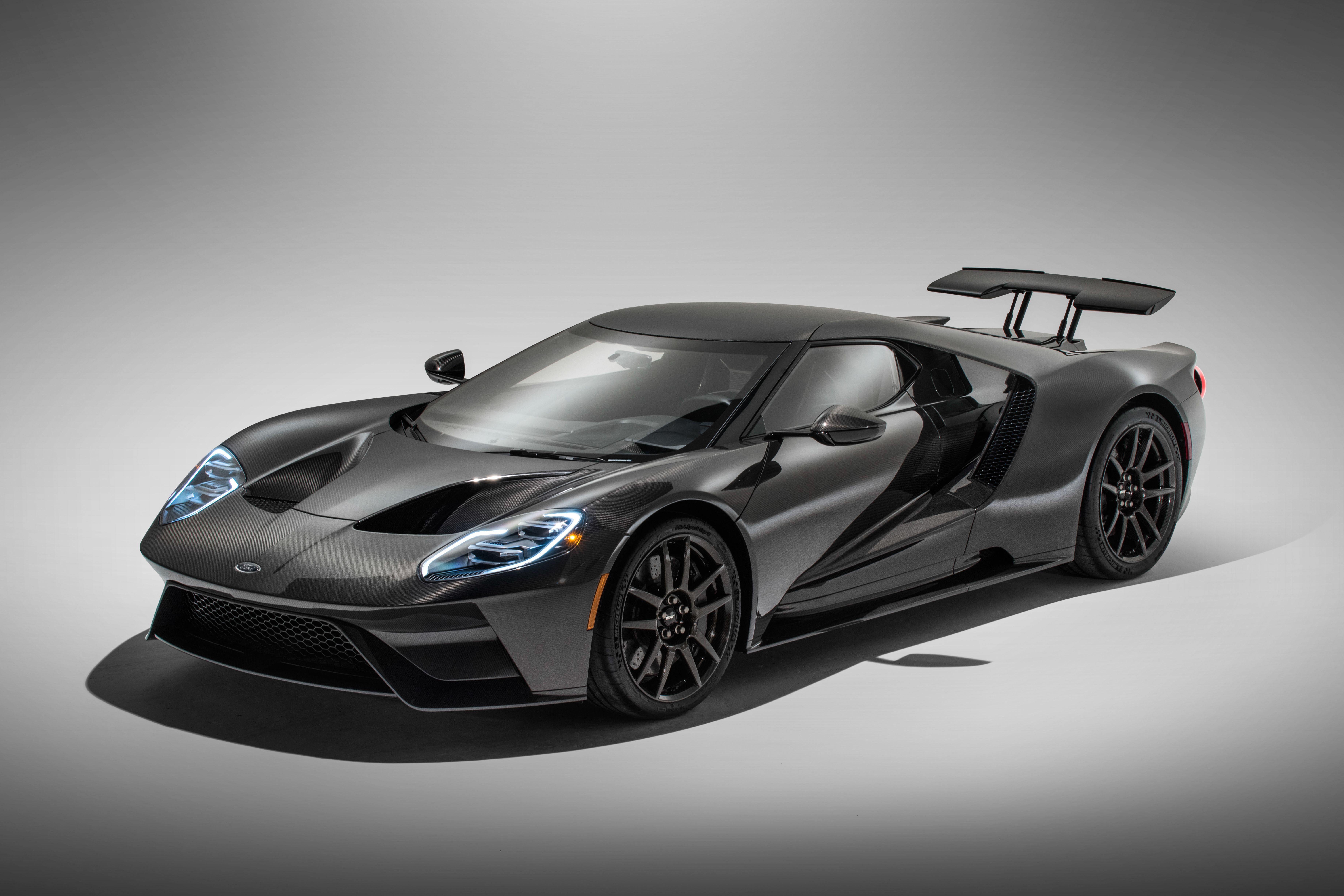 View Photo of 2020 Ford GT