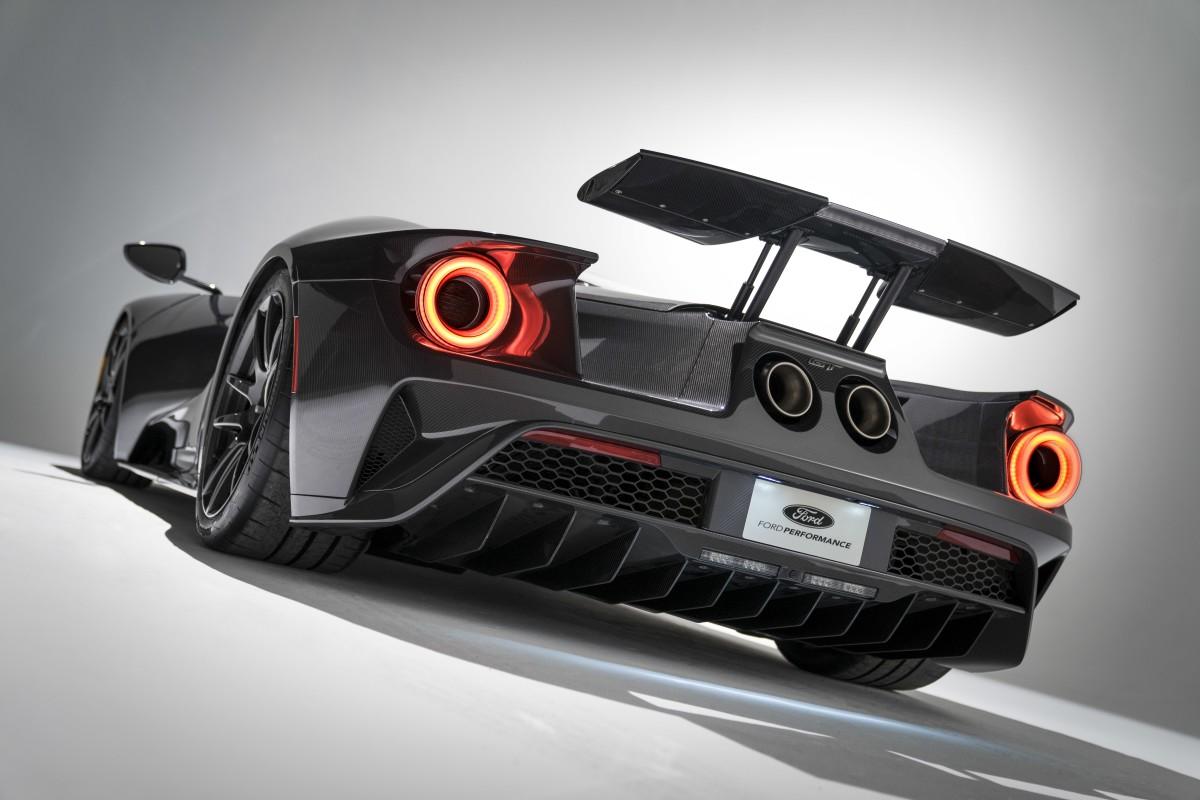 Feast your eyes on the new Liquid Carbon Ford GT