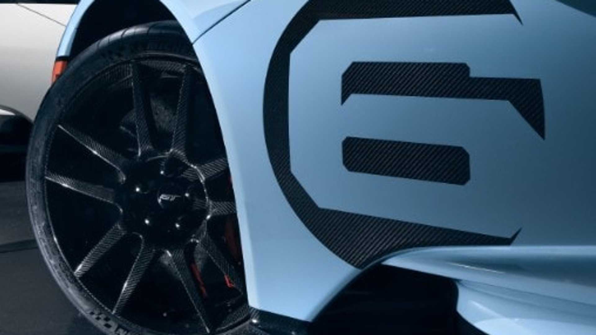 Ford GT Gets 660 HP, Exposed Carbon Fiber Body Option