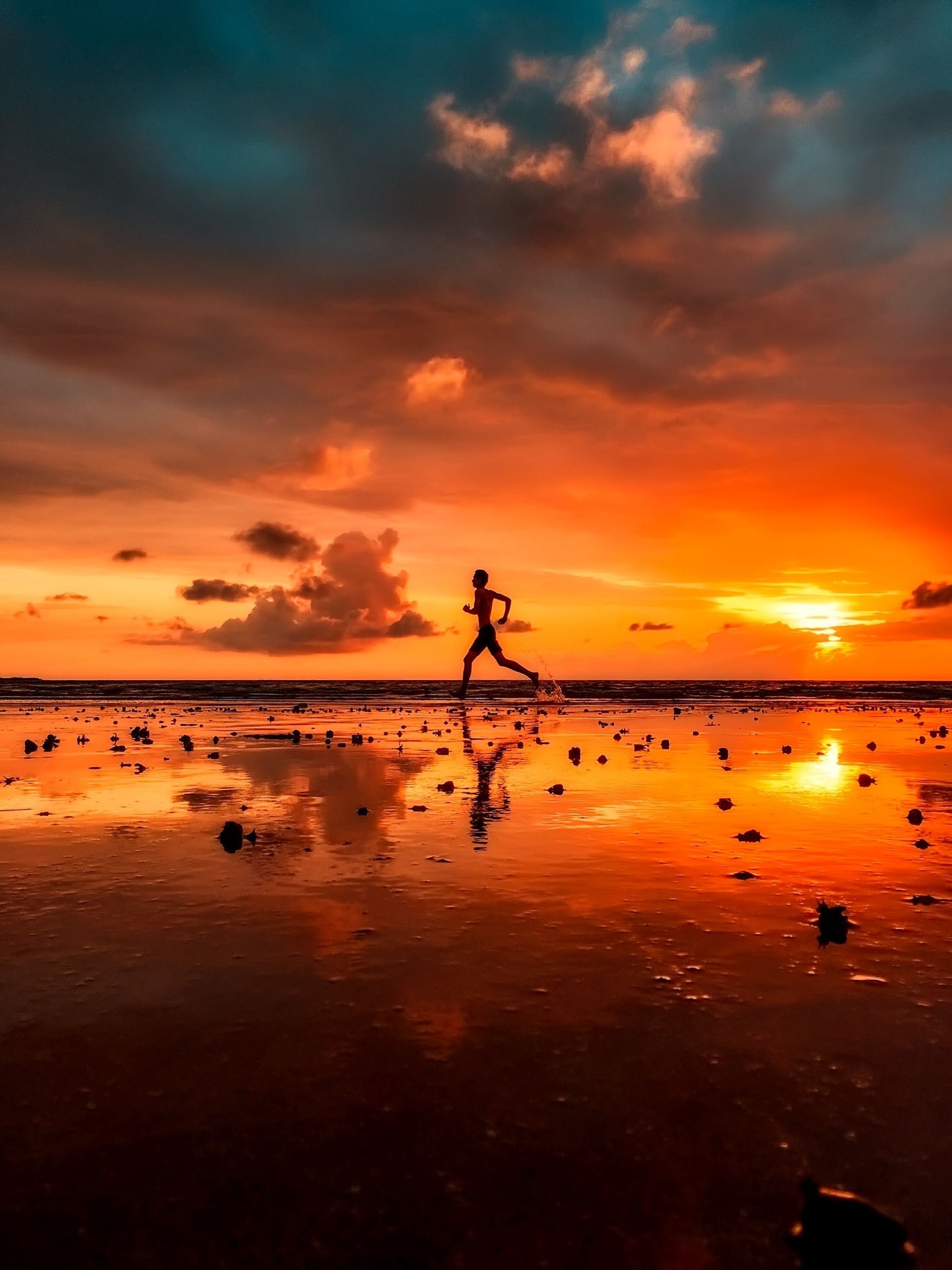 HD Sunset Beach Jogging Wallpaper