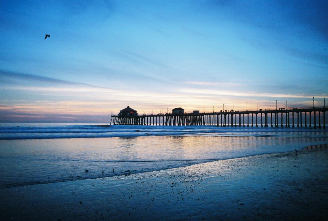 Free download Huntington Beach Desktop Wallpaper [1138x768]