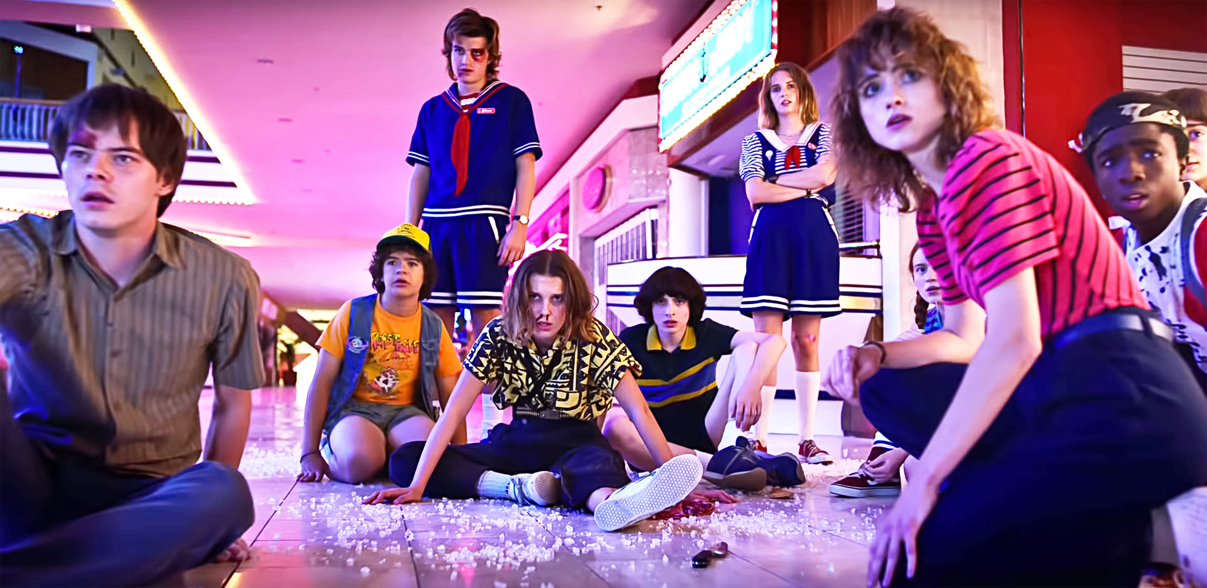 Stranger Things 3 viewers horrified as fan favourite couple split up in new series of Netflix show