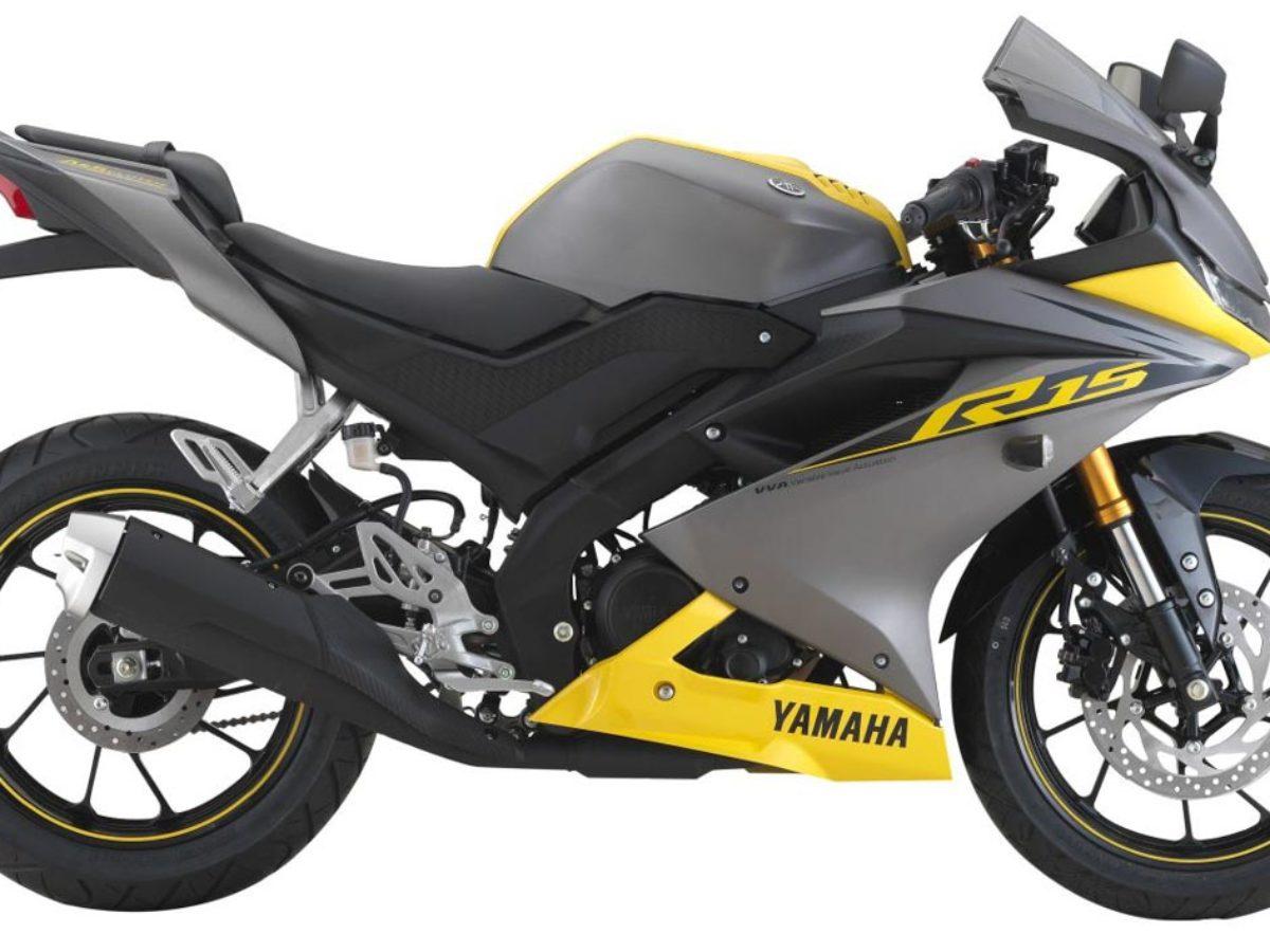 Yamaha R15 V3 Launched With Updated Graphics And New Colours
