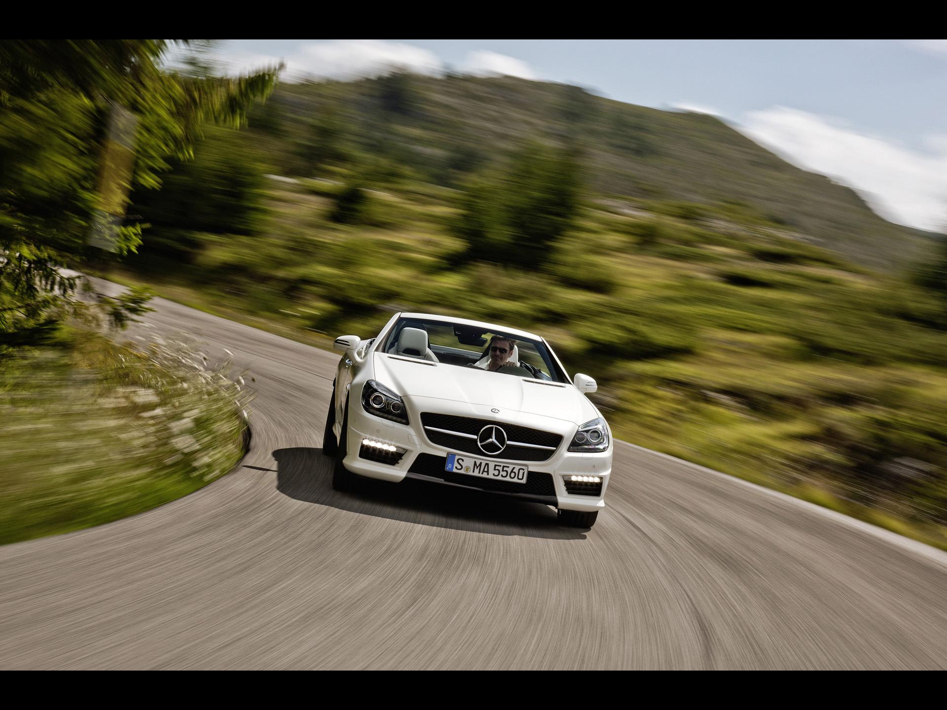 Mercedes Benz SLK 55 AMG Front Angle Speed desktop PC