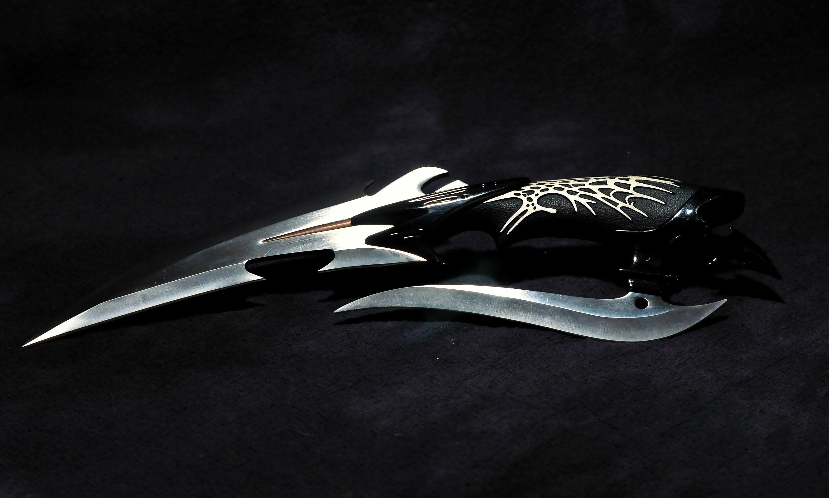 Beautiful Designing Knife Weapon
