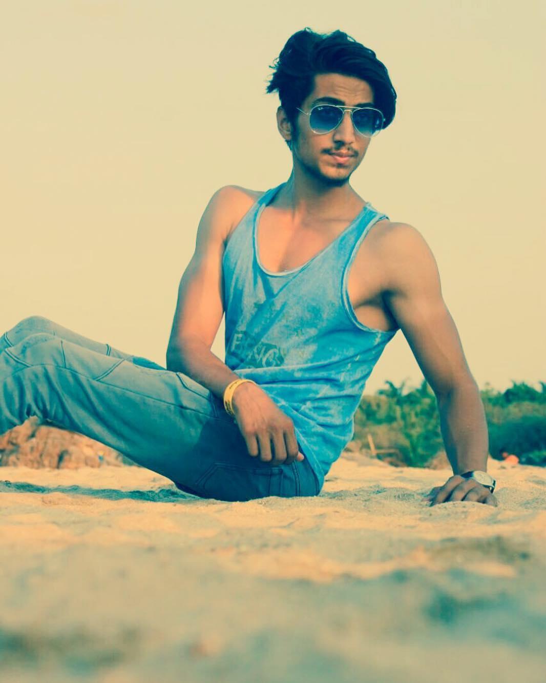 Mr Fais Wallpaper. image. Whatsapp DP. Mr Faisu Wallpaper