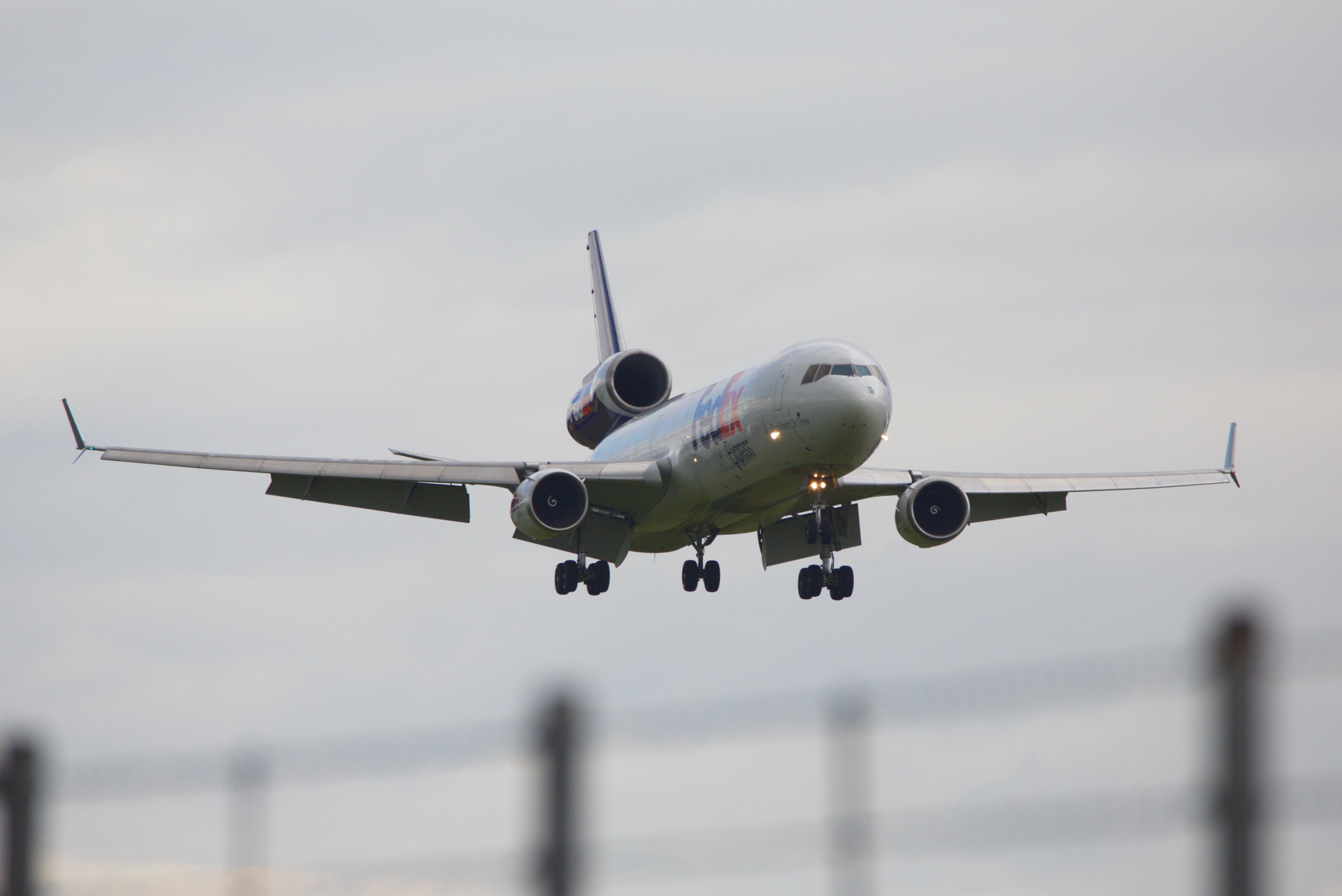 Federal Express McDonnell Douglas MD 11 N613FE 28170718671