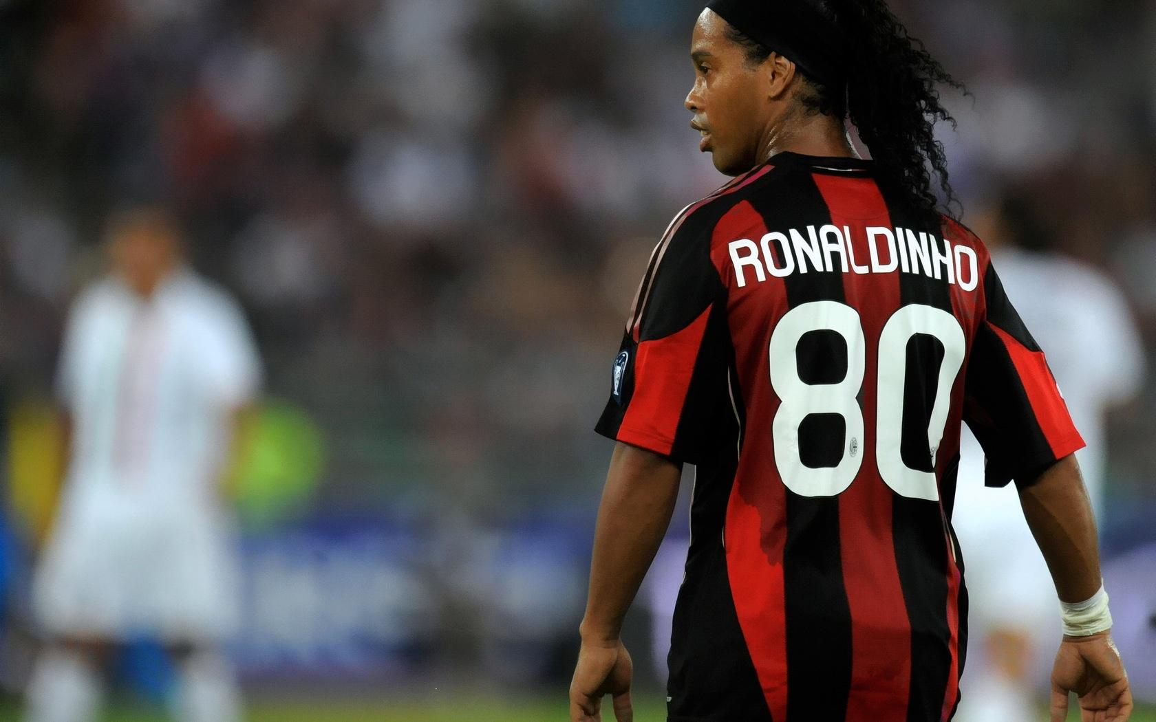 Ronaldinho Desktop Wallpapers - Wallpaper Cave