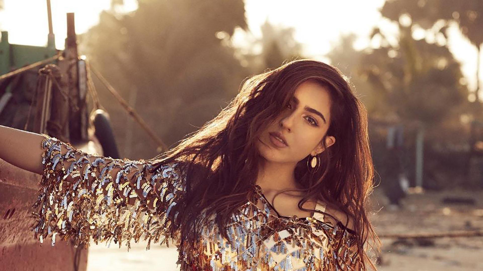 Sara Ali Khan HD Desktop Wallpapers - Wallpaper Cave